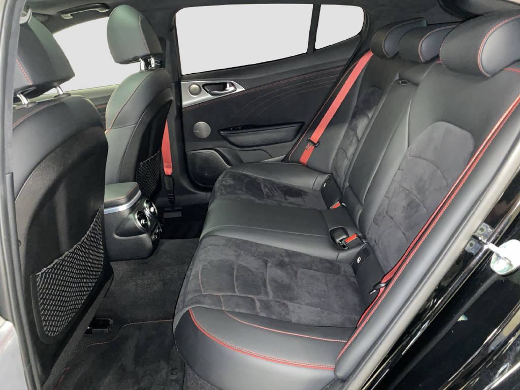 KIA Stinger GT 3.3 T-GDi-image-11