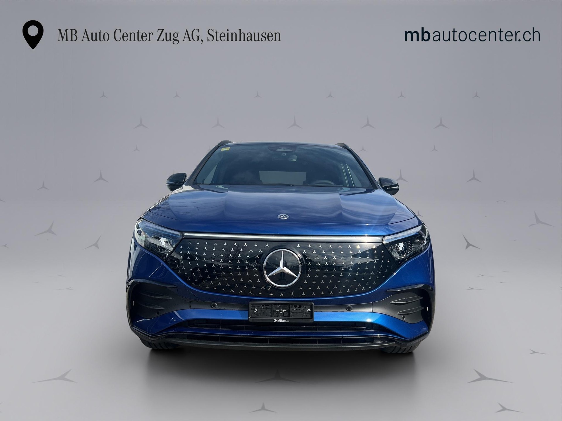 MERCEDES-BENZ EQA 300 Swiss Star AMG Line 4matic-showroom-element-1