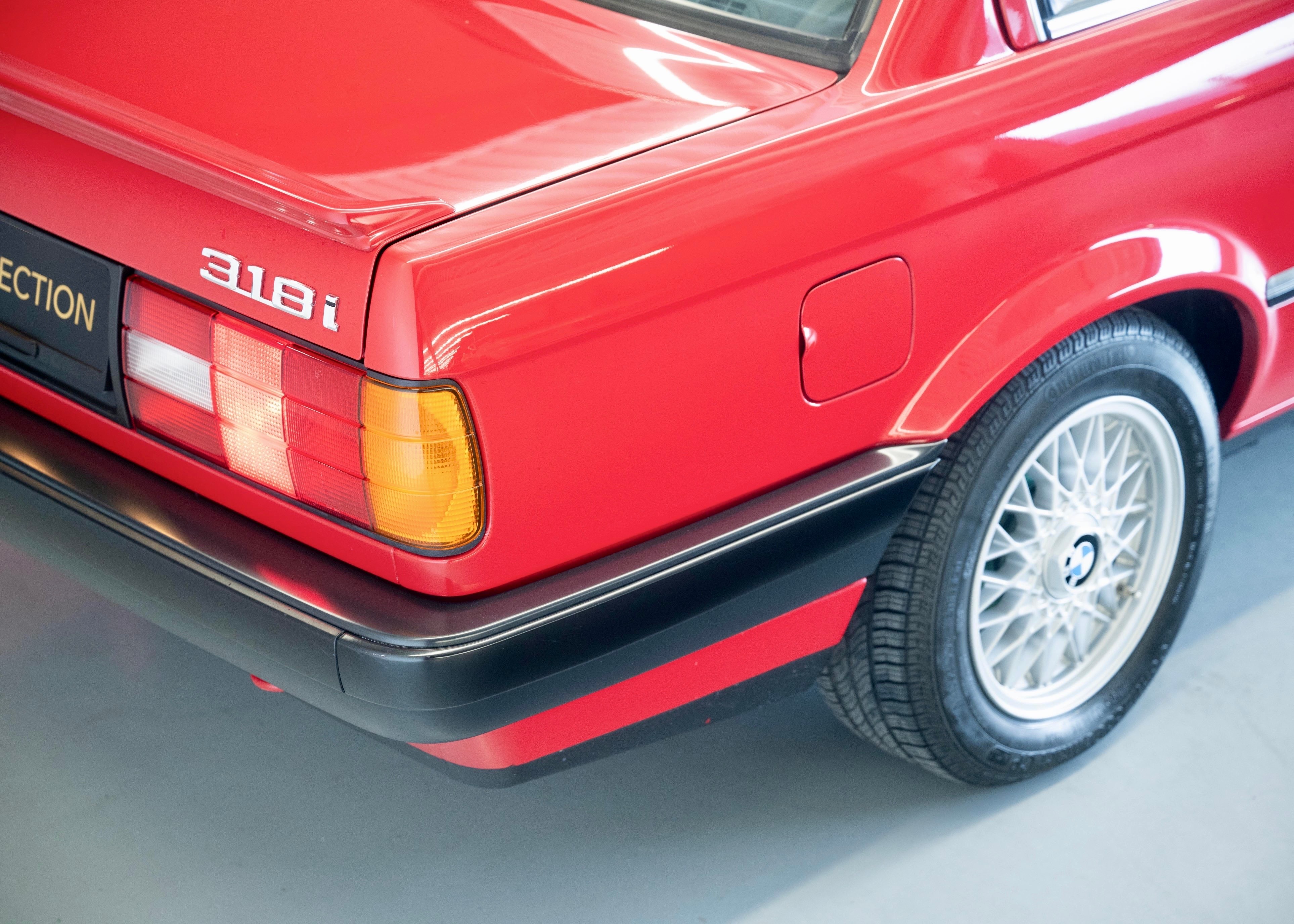 Image BMW 318 318i Coupe (Swiss car, 1st hand, full service history)