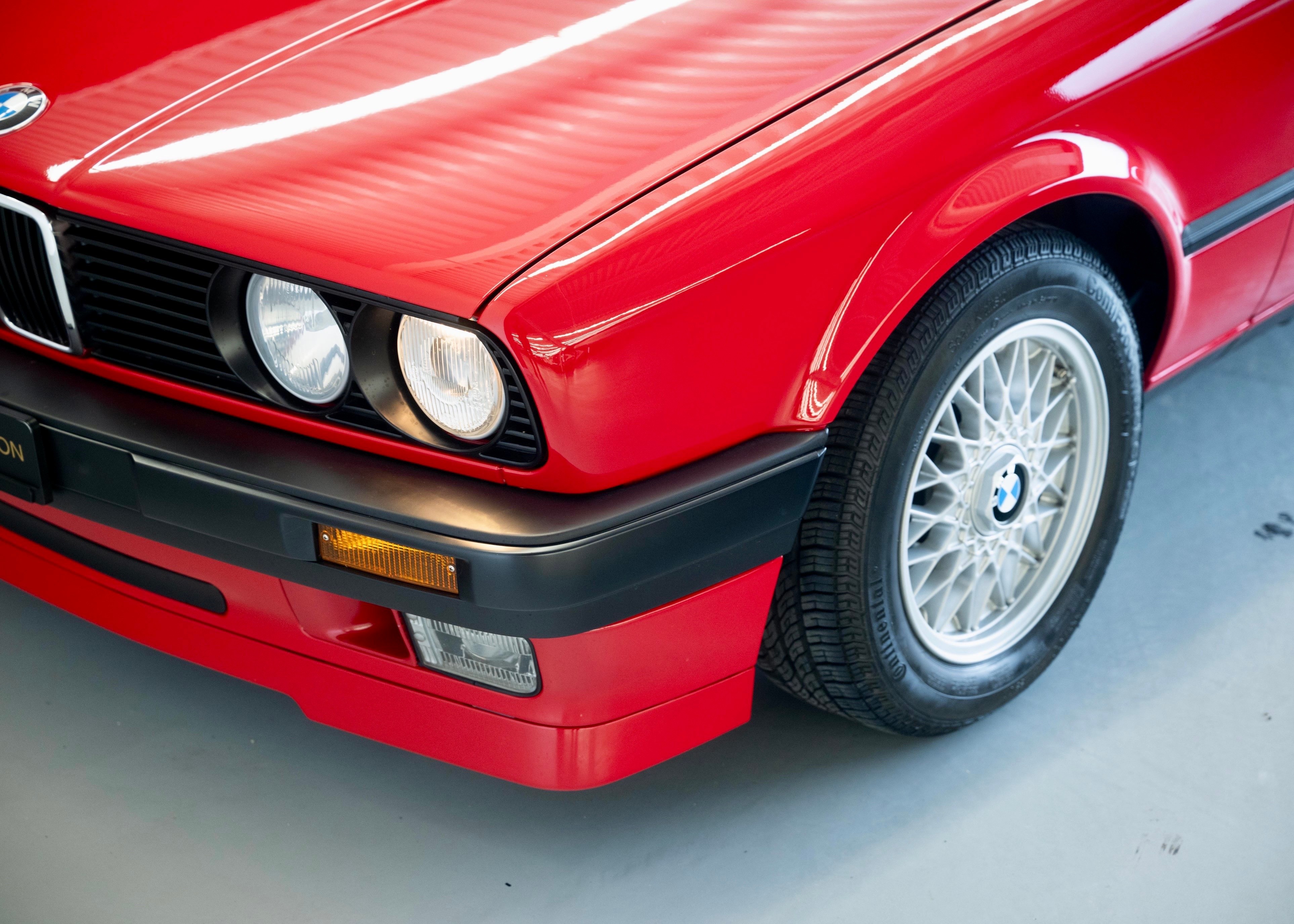 Image BMW 318 318i Coupe (Swiss car, 1st hand, full service history)