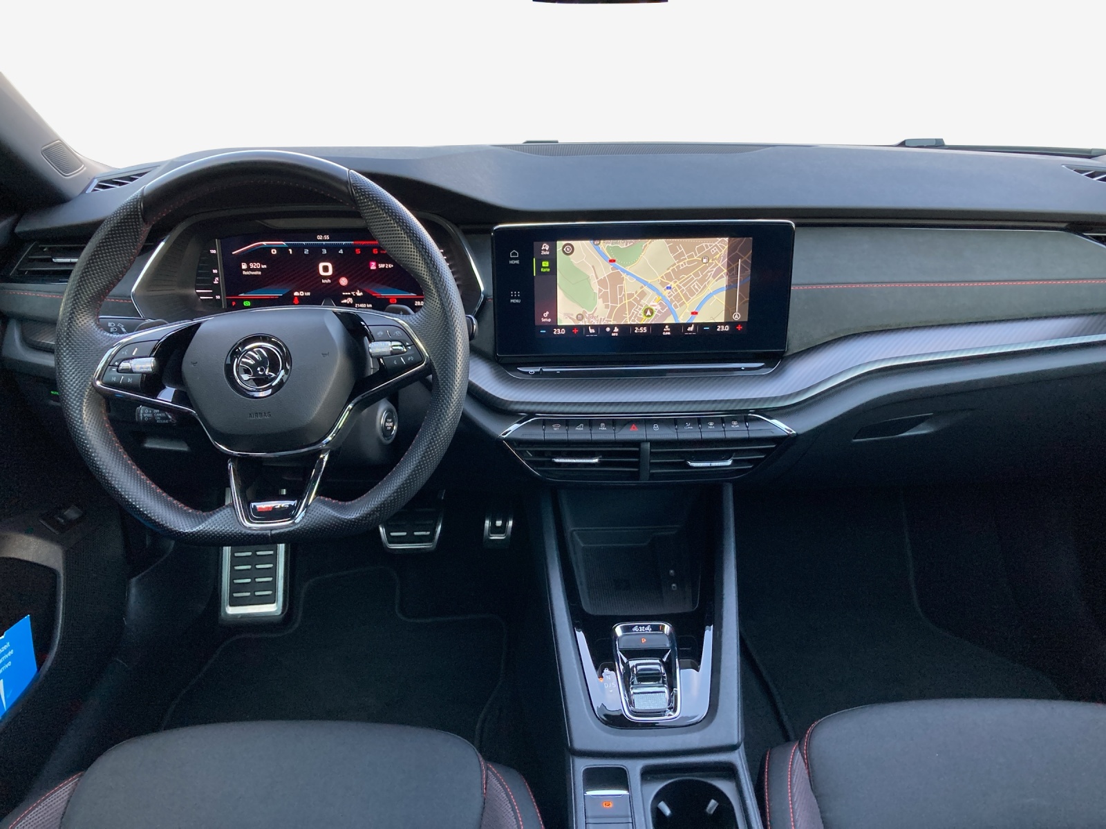 SKODA Octavia Combi 2.0 TDI DSG RS 4x4-image-8