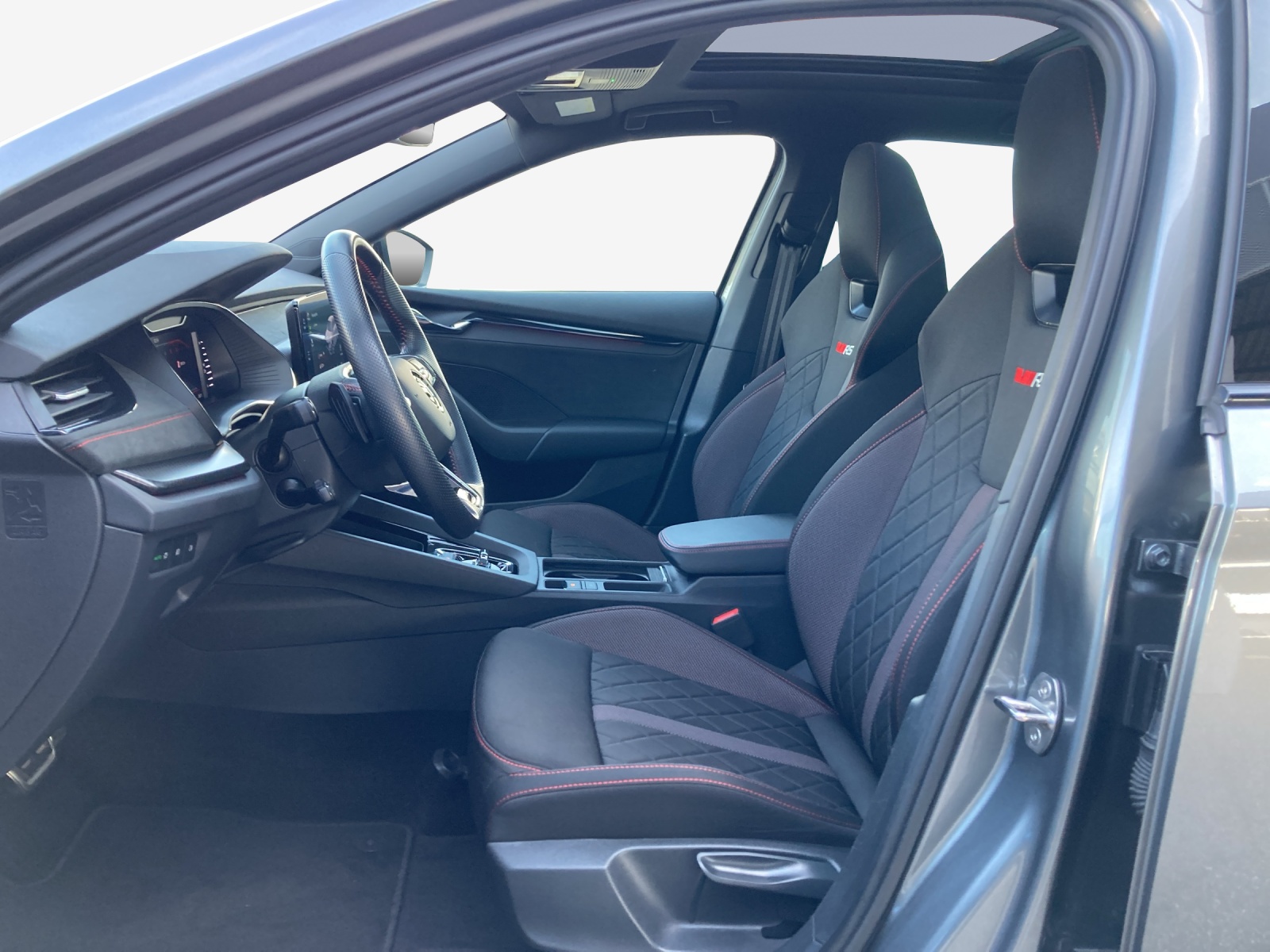 SKODA Octavia Combi 2.0 TDI DSG RS 4x4-image-7
