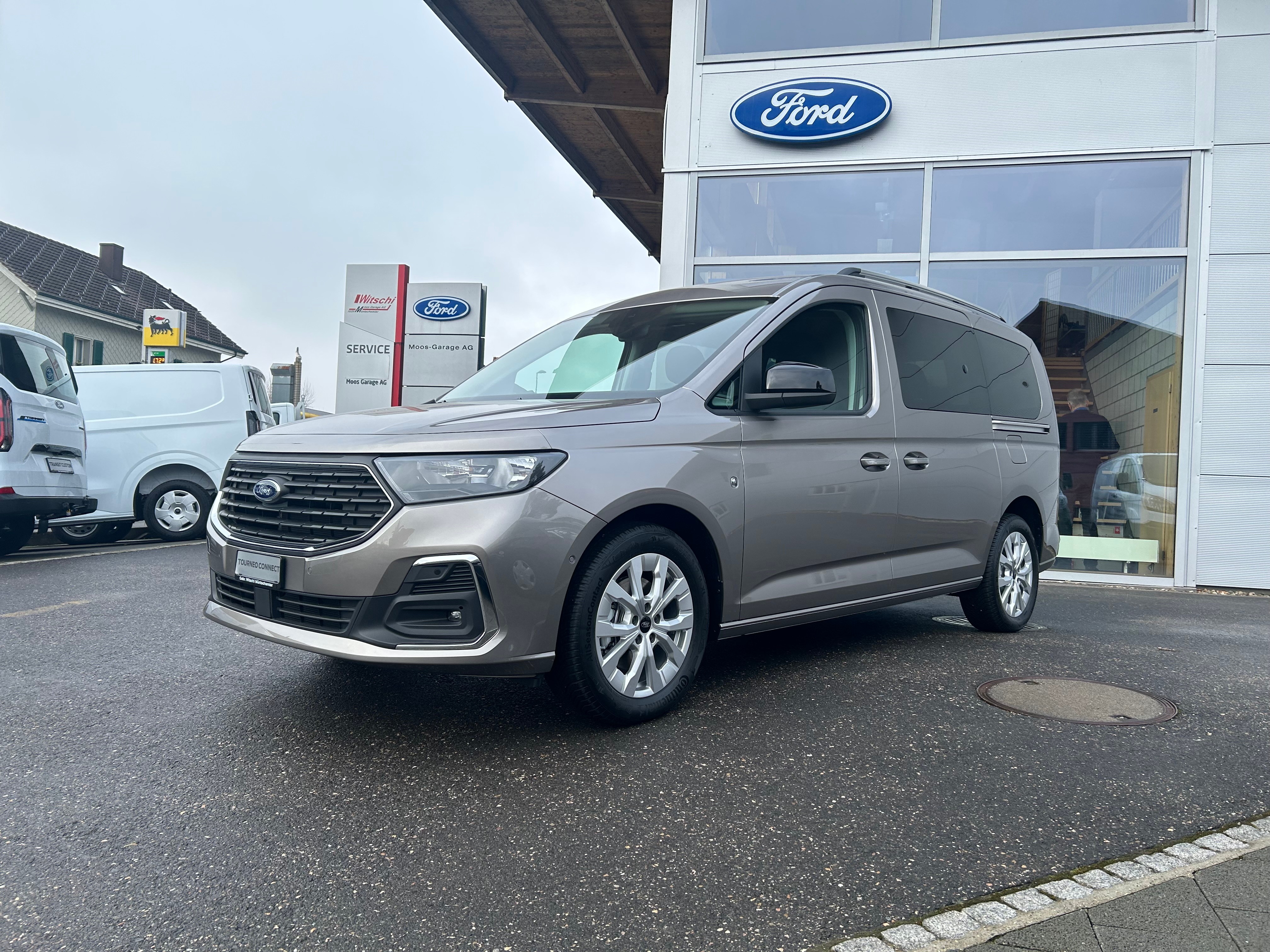 FORD Grand Tourneo Connect 1.5 (Kompaktvan / Minivan)