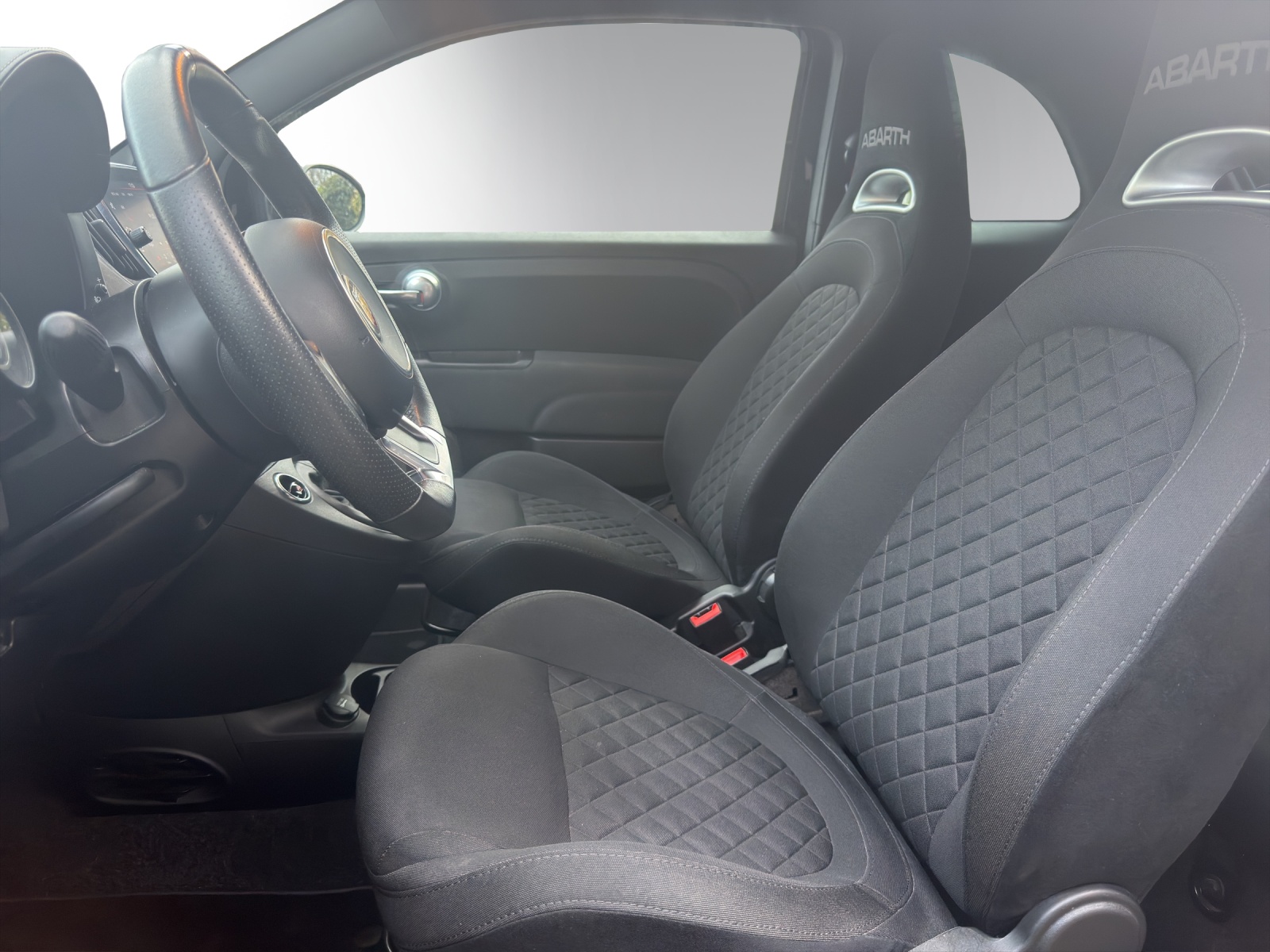 Image FIAT 595-ABARTH 595 1.4 16VT Abarth Pista