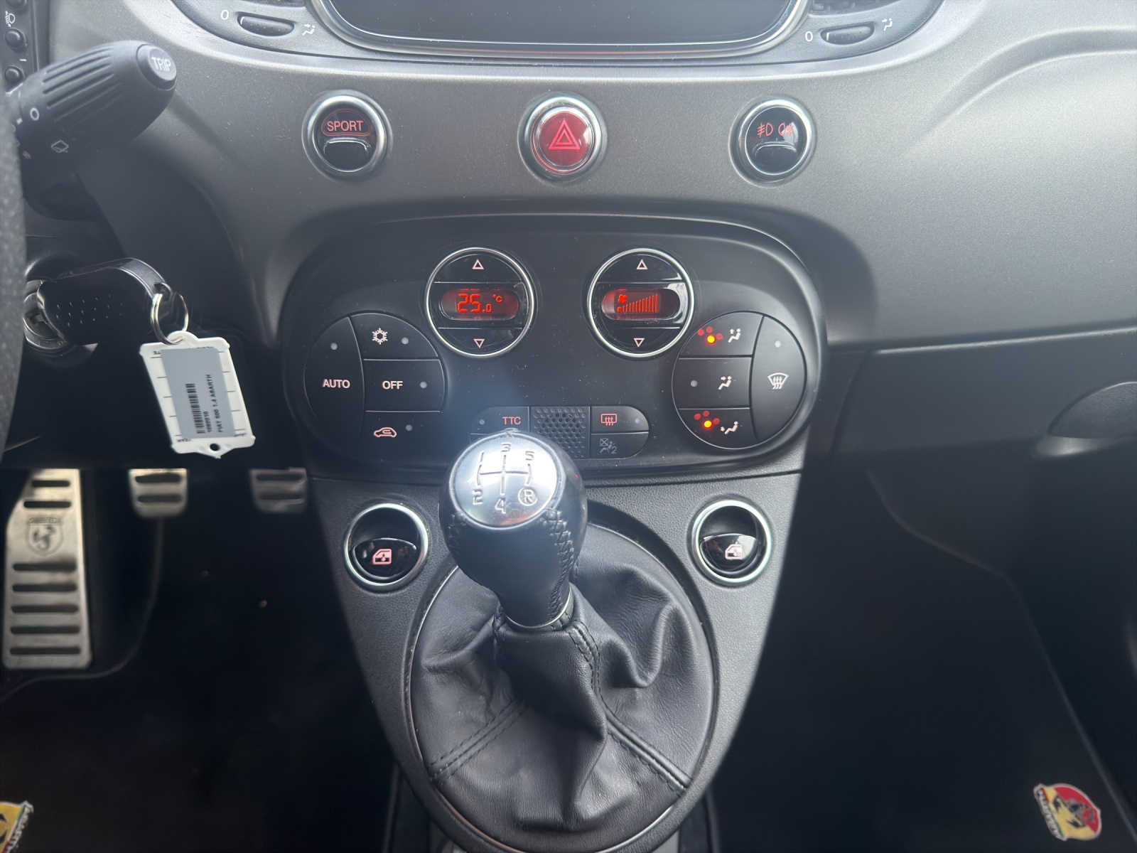 Image FIAT 595-ABARTH 595 1.4 16VT Abarth Pista