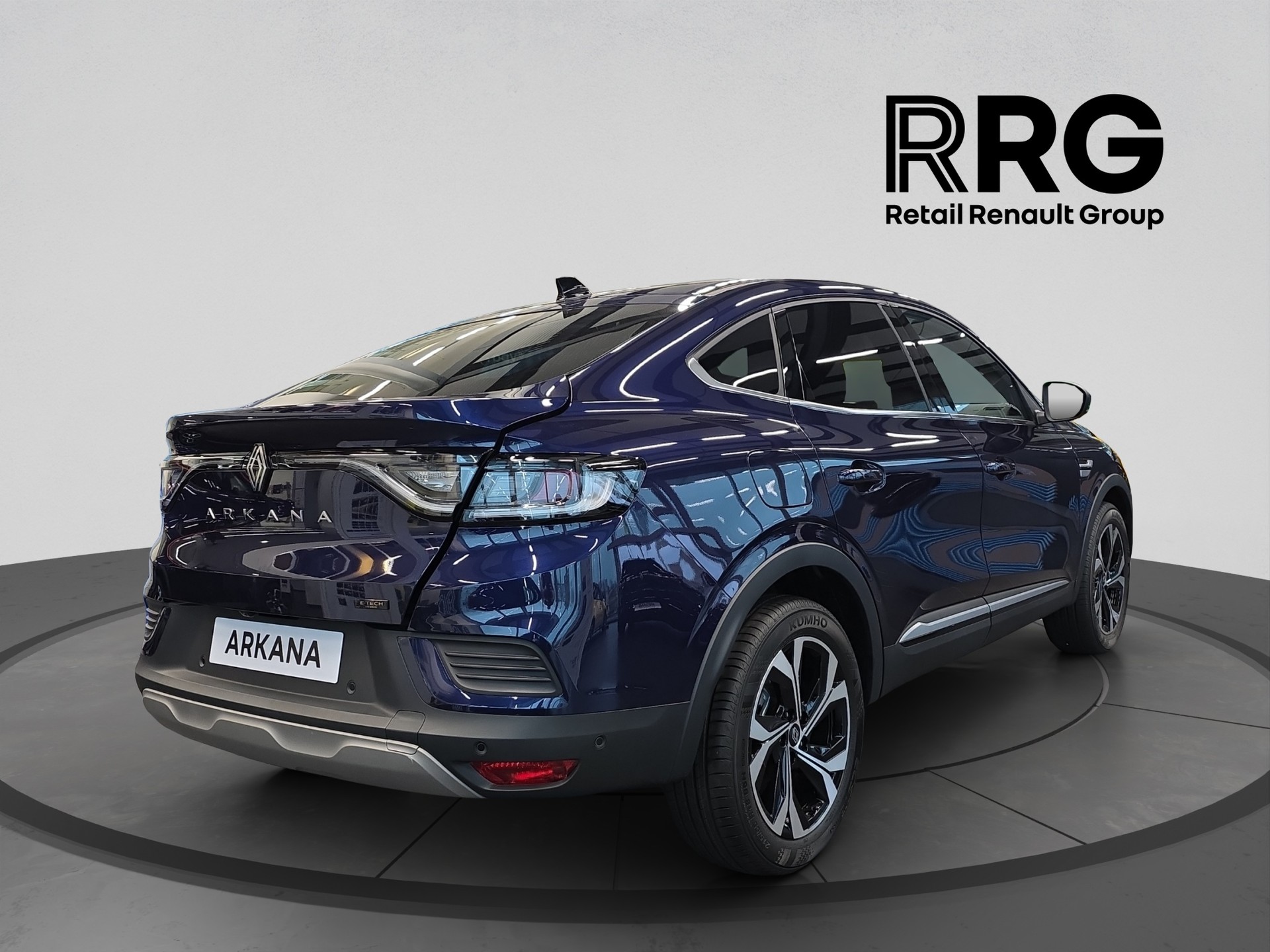 RENAULT Arkana 1.6 E-Techno-showroom-element-2