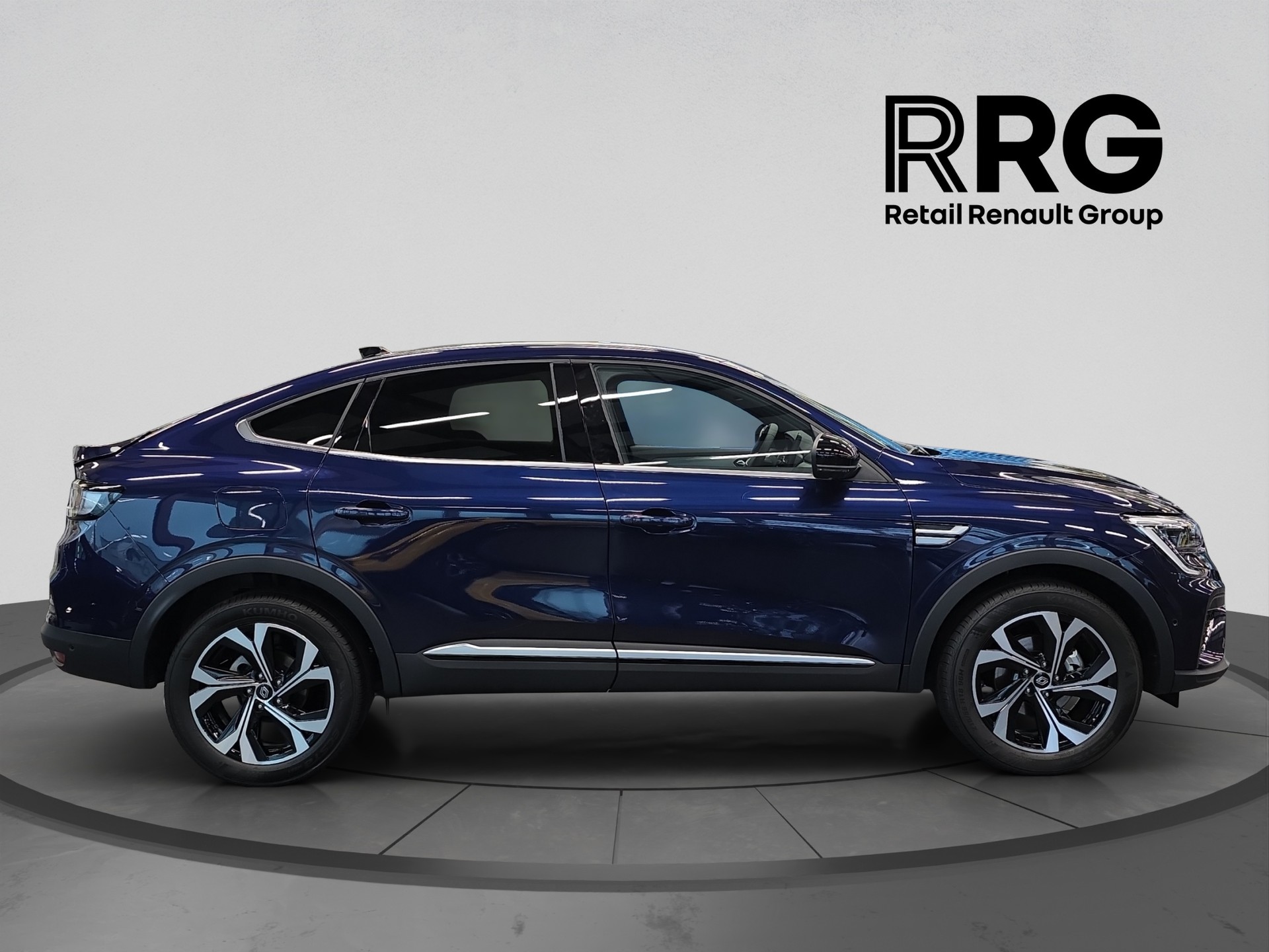 RENAULT Arkana 1.6 E-Techno-showroom-element-1