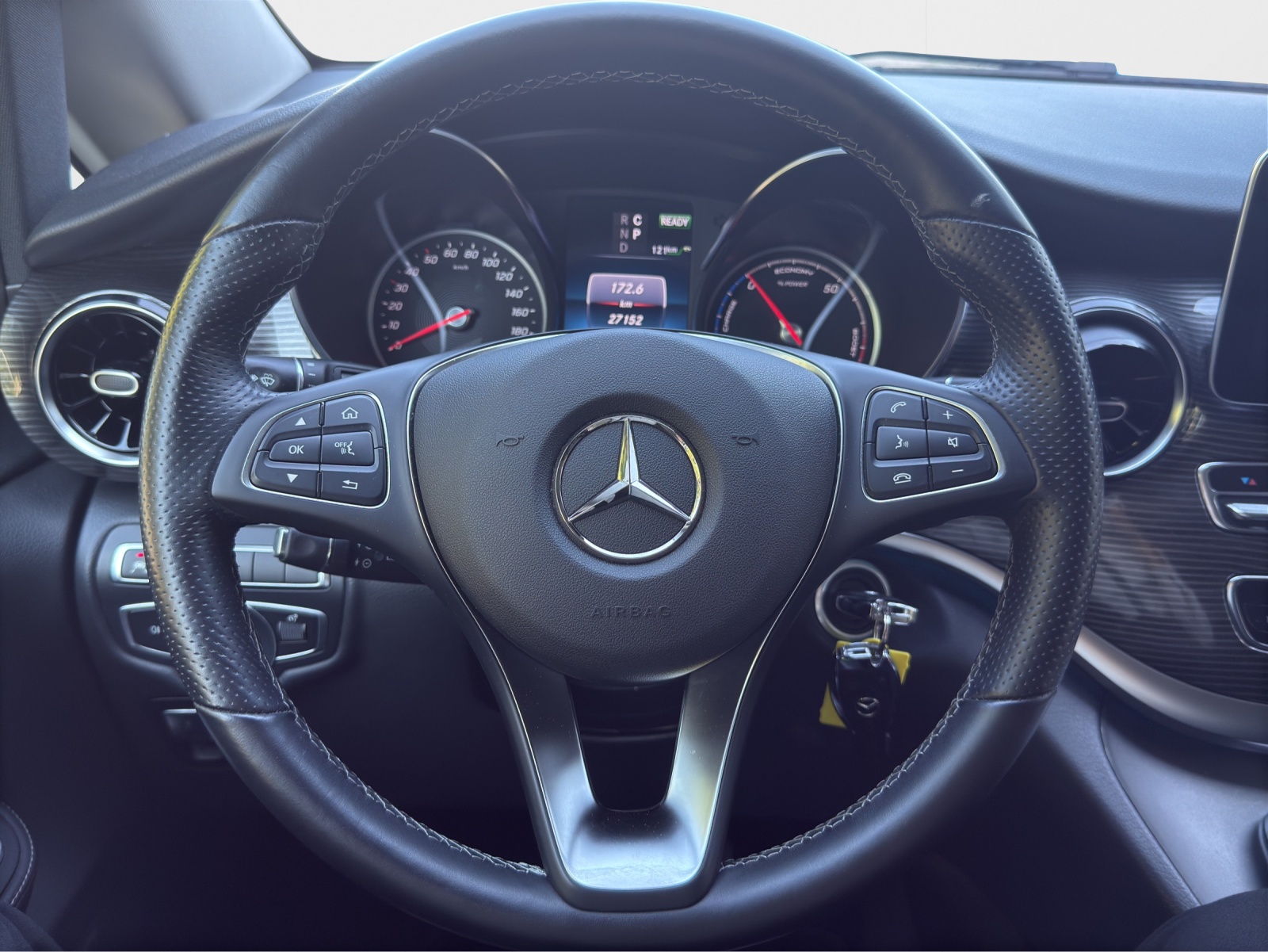 MERCEDES-BENZ EQV 300 lang Avantgarde Line-image-14