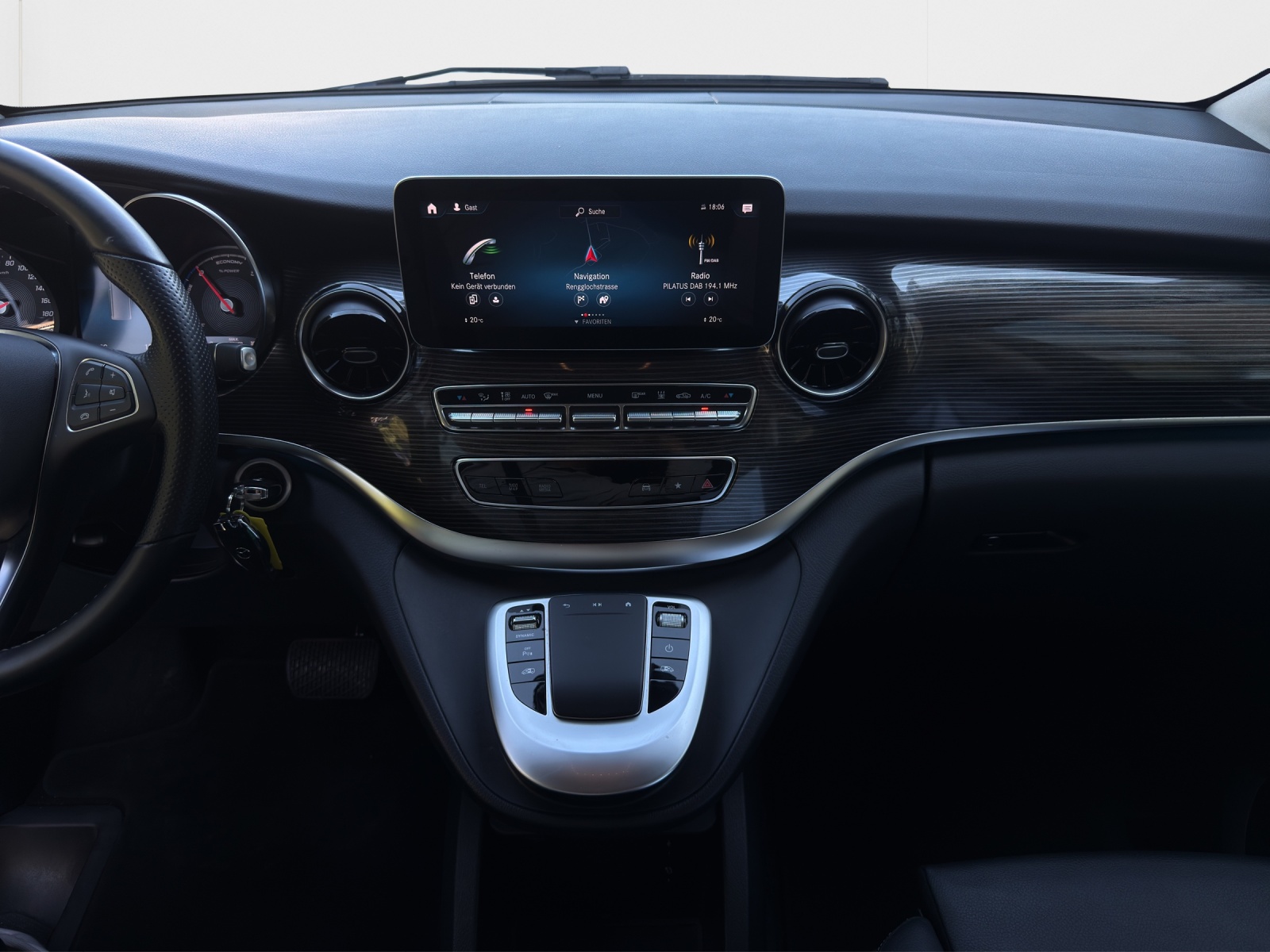 MERCEDES-BENZ EQV 300 lang Avantgarde Line-image-9