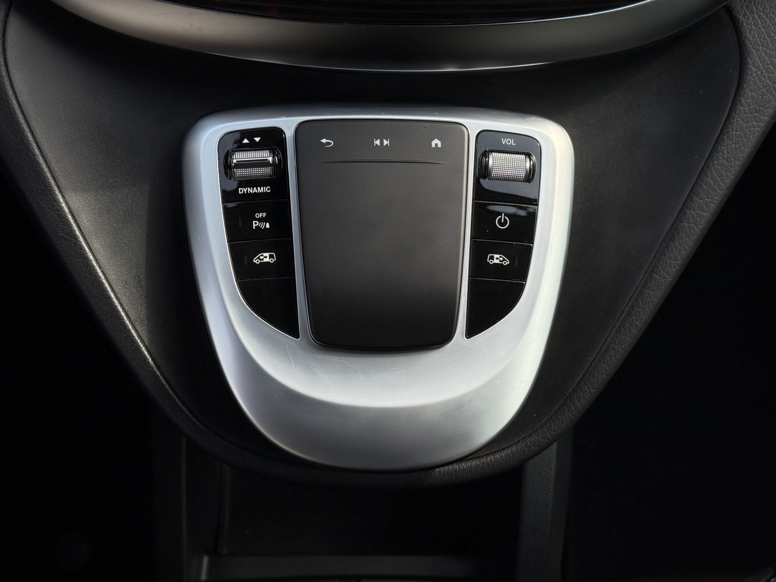 MERCEDES-BENZ EQV 300 lang Avantgarde Line-image-12