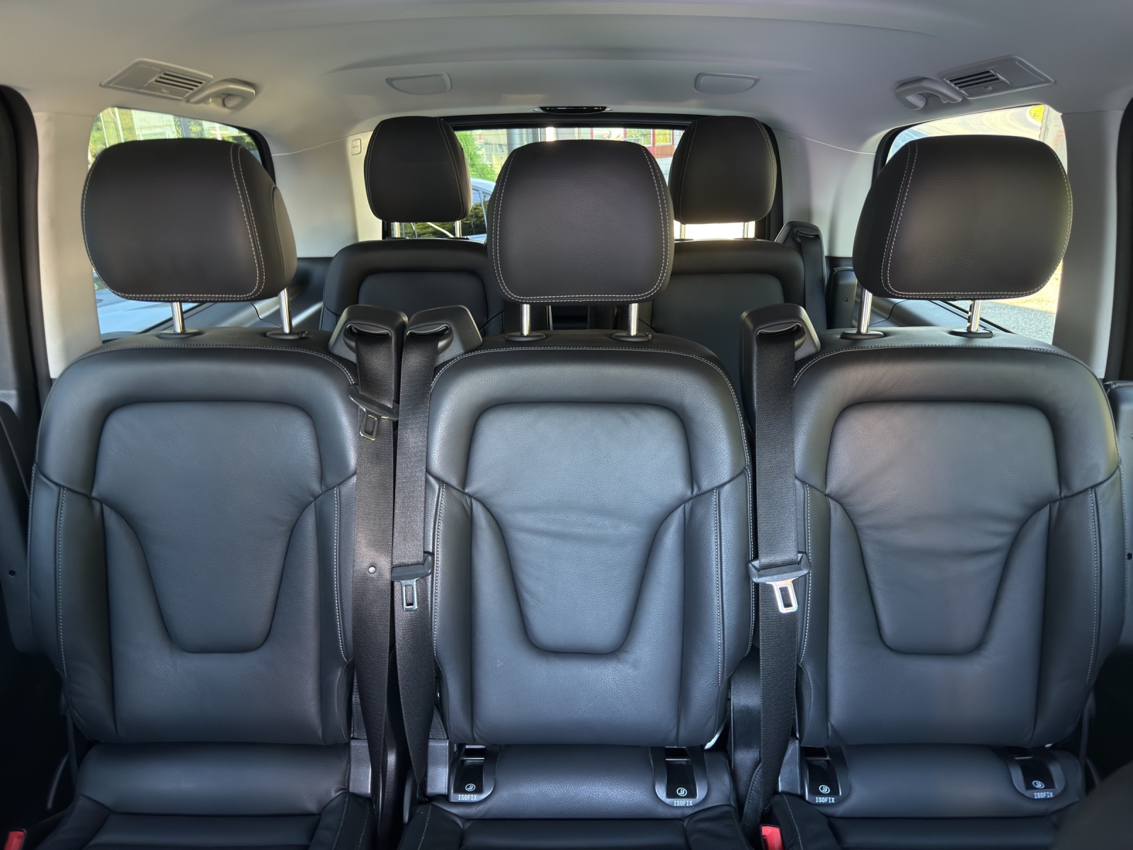 MERCEDES-BENZ EQV 300 lang Avantgarde Line-image-21