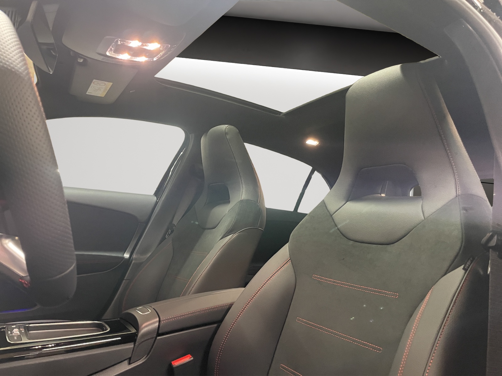 Image MERCEDES-BENZ A-220 A 220 4Matic 8G-DCT