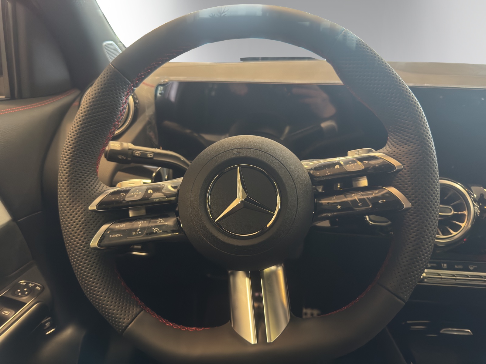 Image MERCEDES-BENZ EQA-350 EQA 350 66,5 kWh 4Matic Excellence