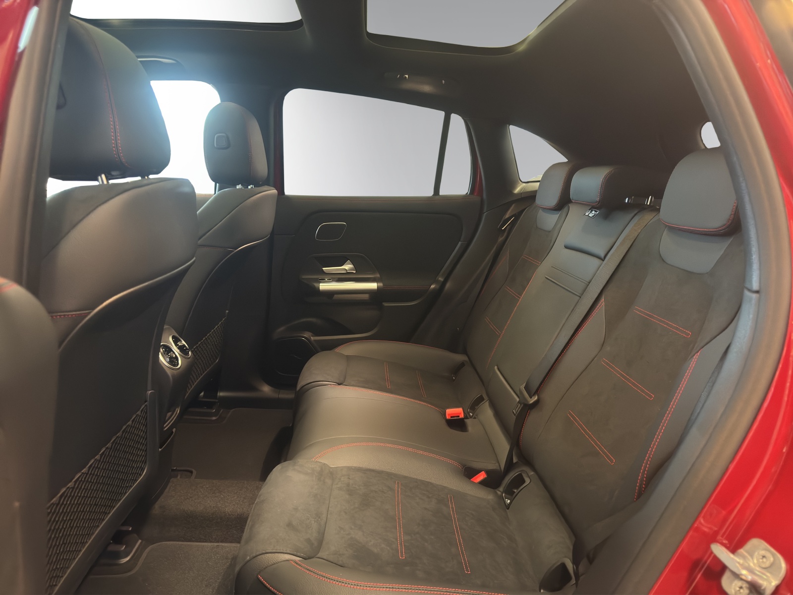 Image MERCEDES-BENZ EQA-350 EQA 350 66,5 kWh 4Matic Excellence