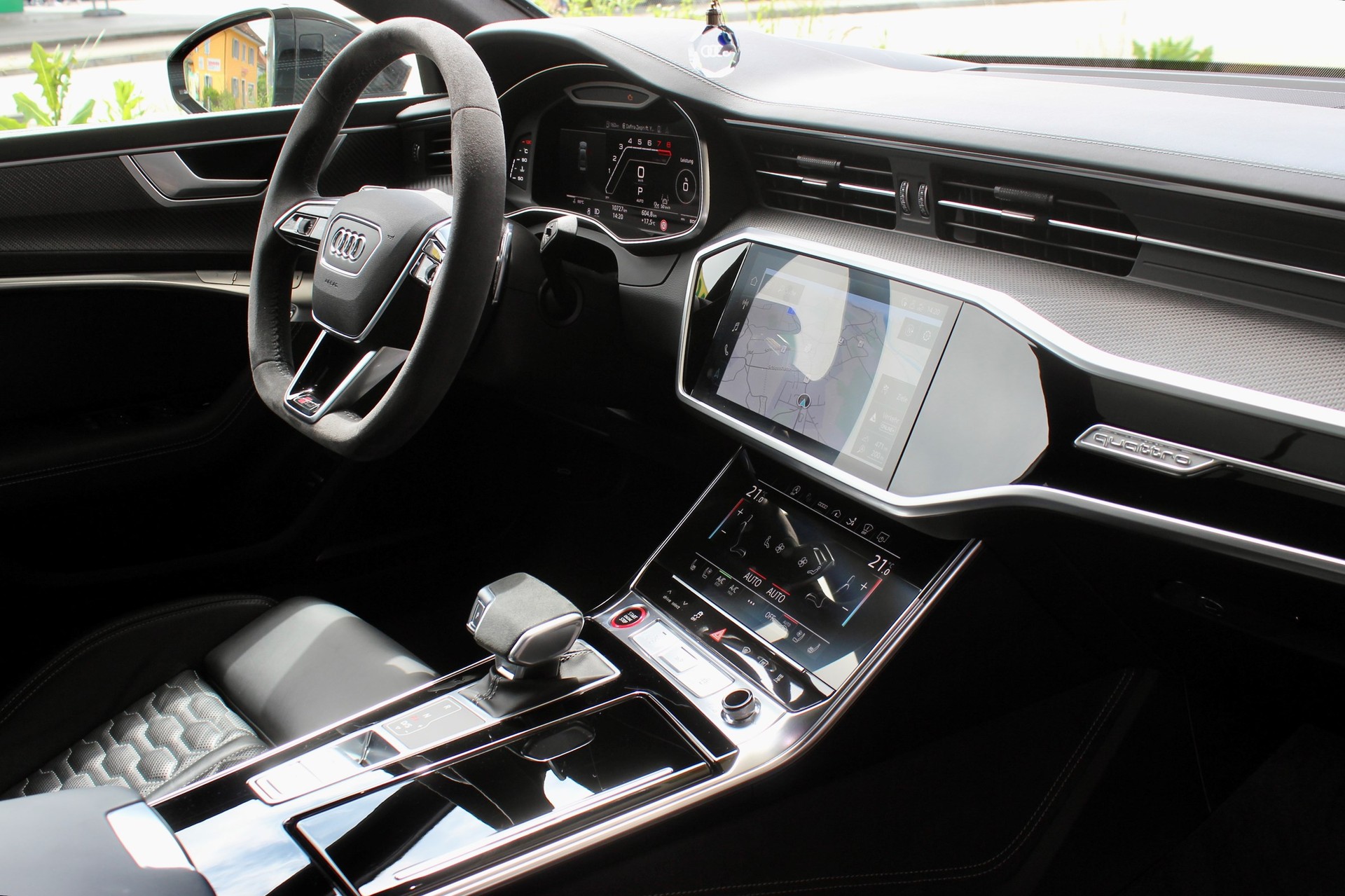 AUDI RS7 Sportback MHEV-image-11
