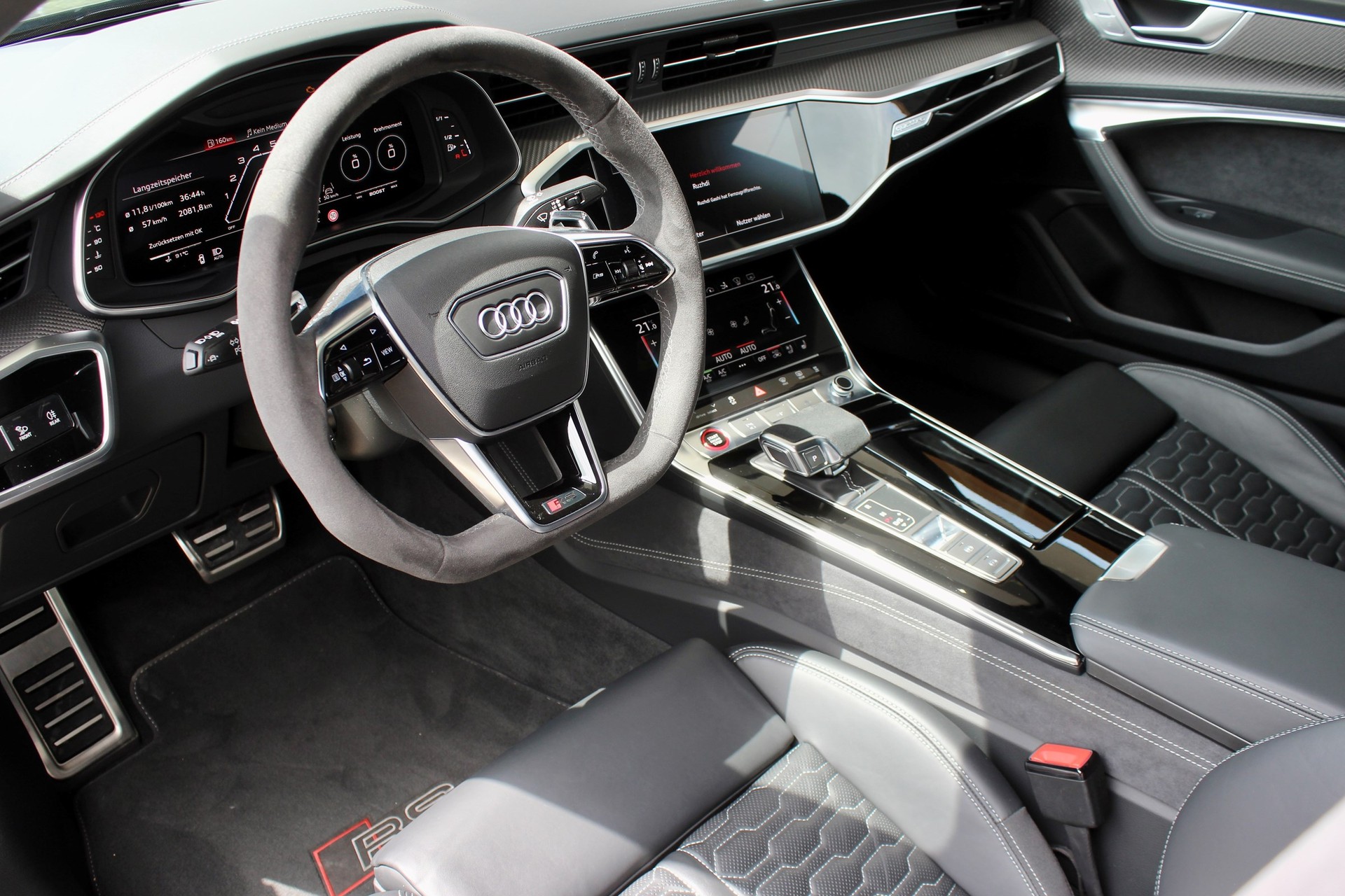 AUDI RS7 Sportback MHEV-image-7