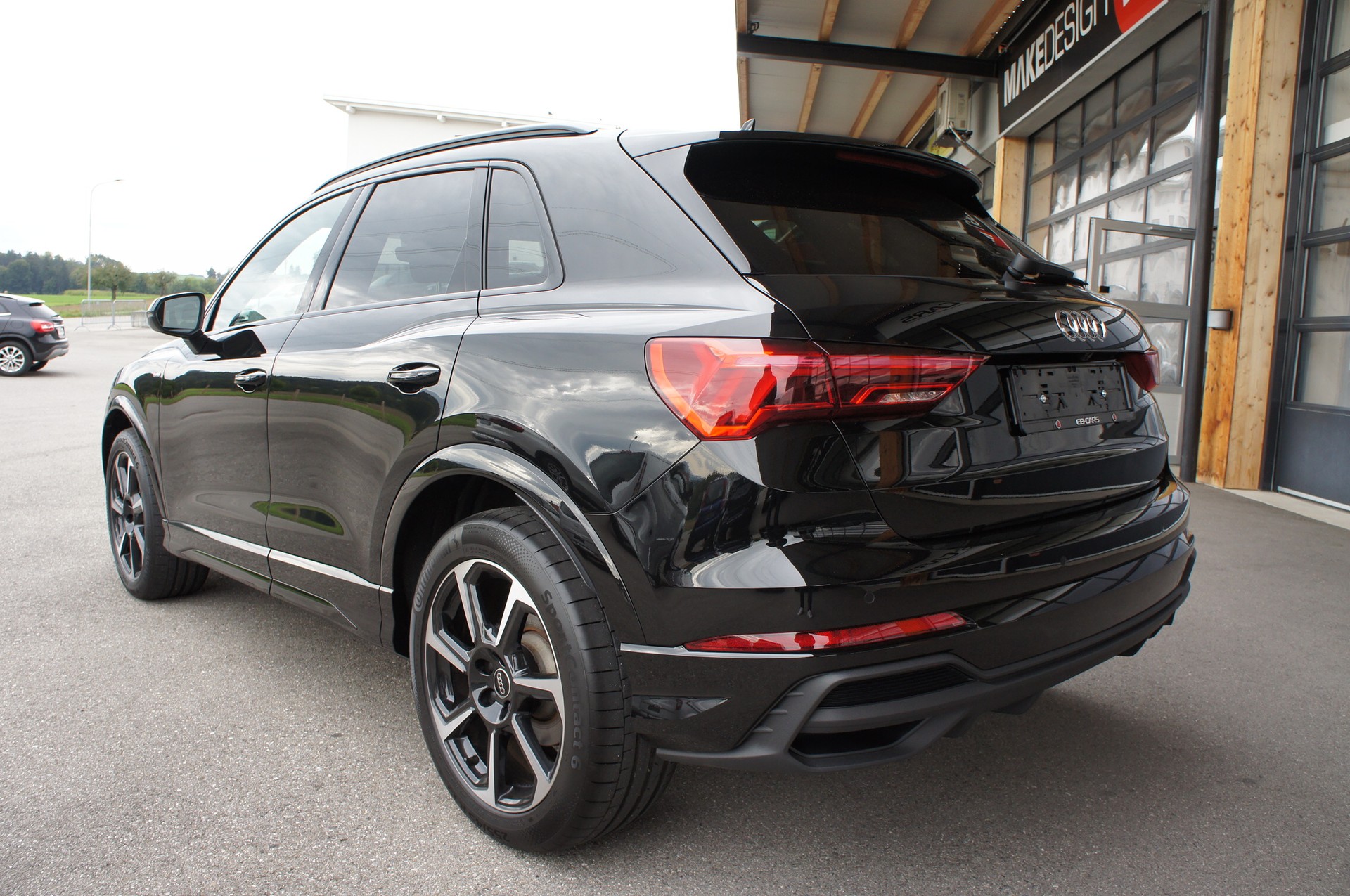 AUDI Q3 35 TFSI S line Attraction S-tronic-showroom-element-2