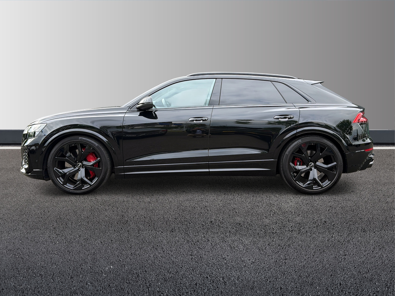 AUDI RSQ8 quattro-showroom-element-1