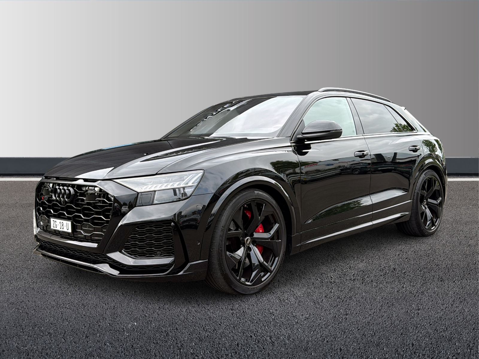 AUDI RSQ8 quattro