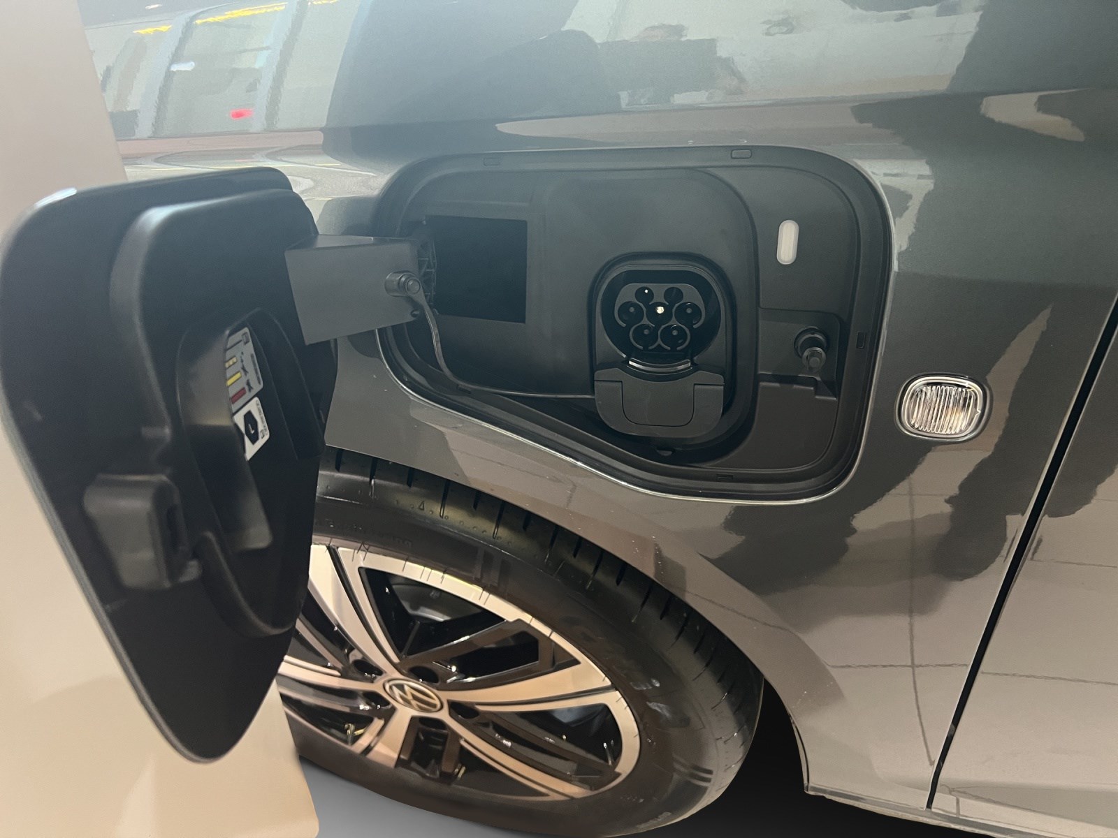 VW Caddy 1.5 TSI Plug in Hybrid Liberty DSG-image-14
