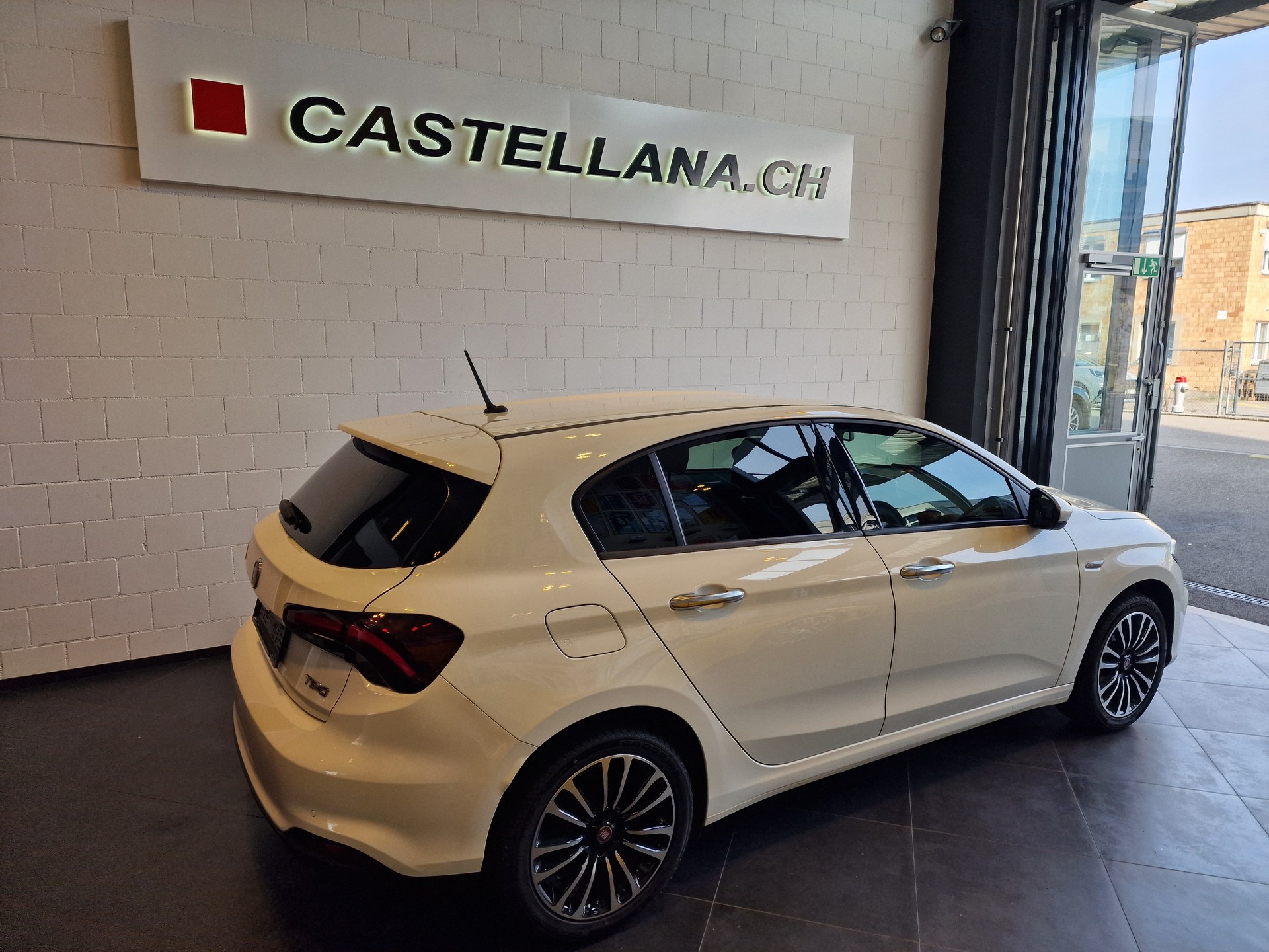 FIAT Tipo 1.0 T3 City Life-showroom-element-3