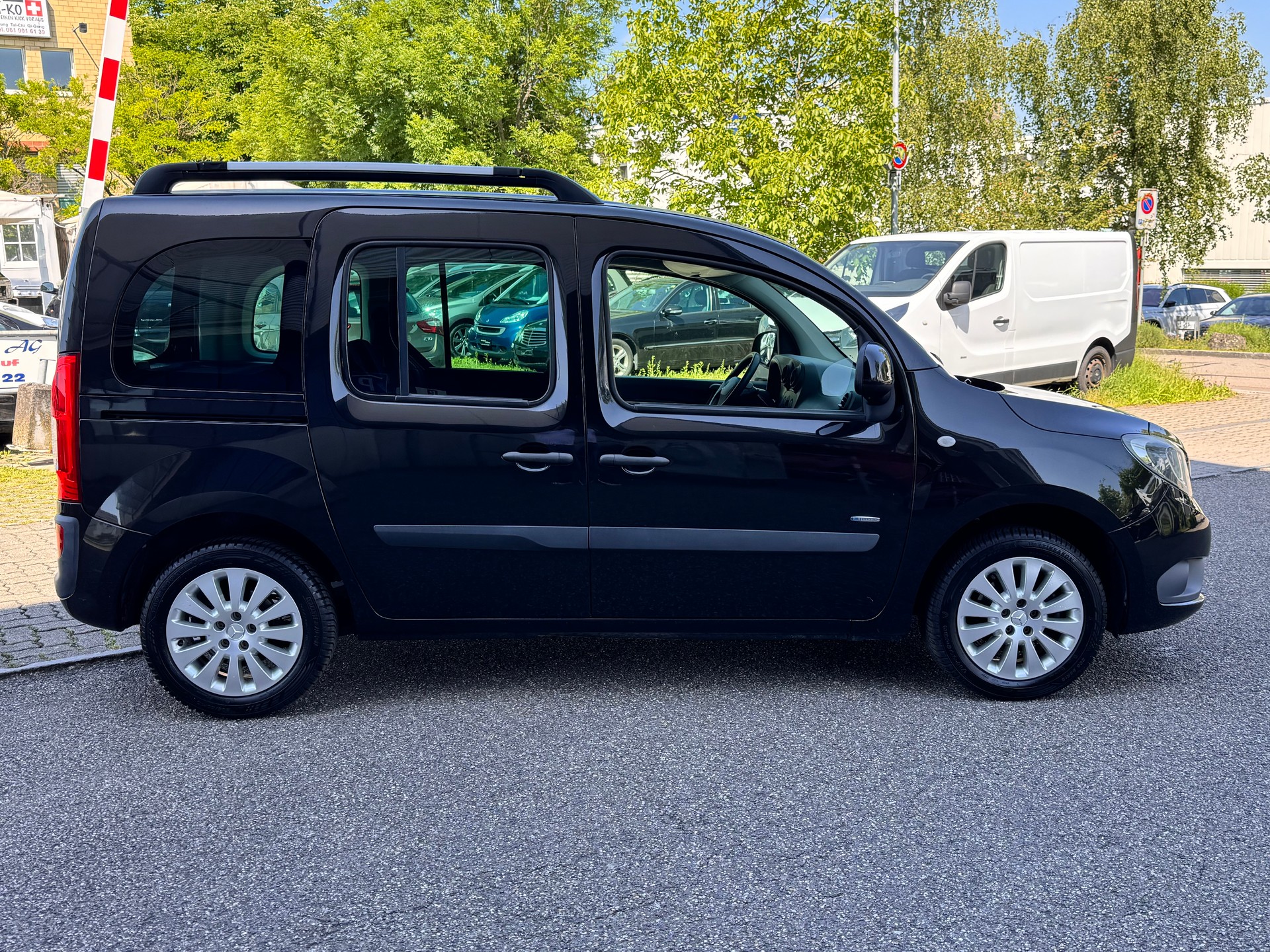 MERCEDES-BENZ Citan Tourer 109 CDI L 5-Plätzer/5 places-showroom-element-1