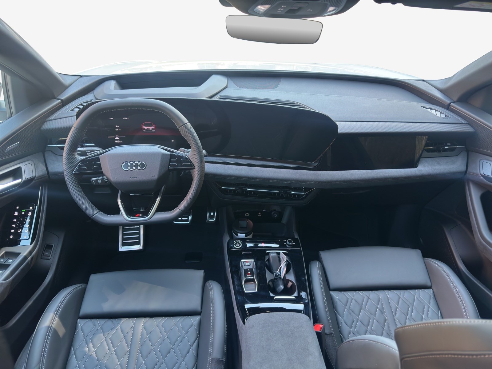 AUDI Q6 e-tron quattro-image-8