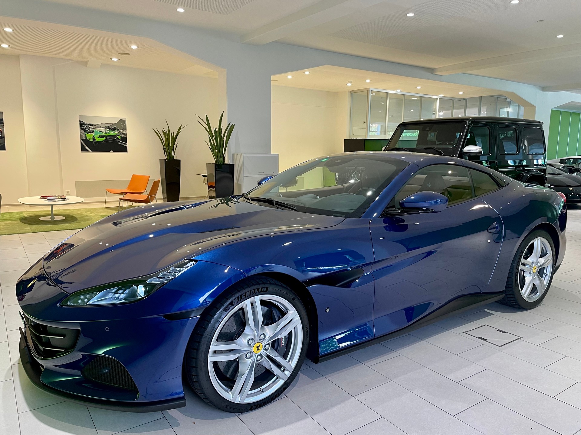 FERRARI Portofino M-image-1