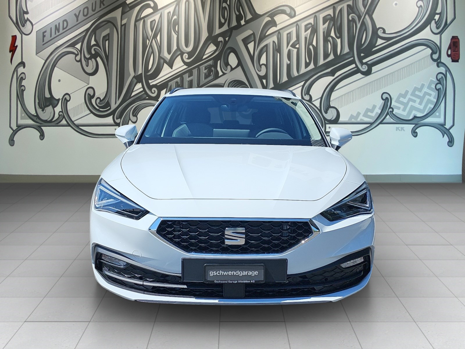 SEAT Leon ST 1.5 eTSI mHEV DSG Style-showroom-element-1