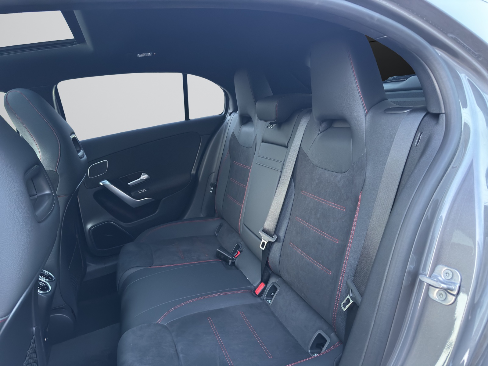 Image MERCEDES-BENZ A-250 A 250 4Matic 8G-DCT