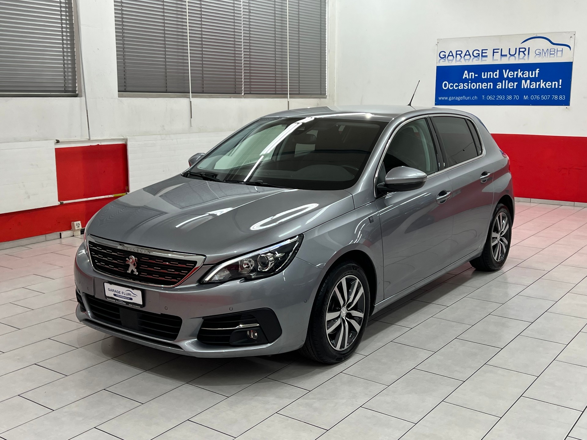 PEUGEOT 308 1.2 Pure Tech Tech Edition EAT8