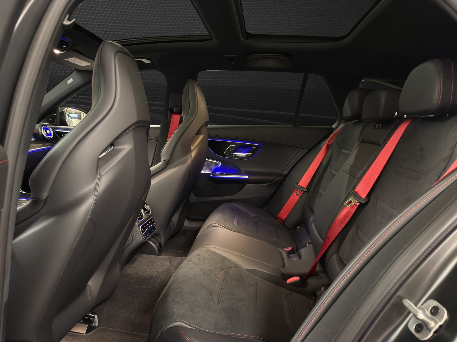 Image MERCEDES-BENZ C-43-AMG C 43 AMG T 4 Matic Executive Edition