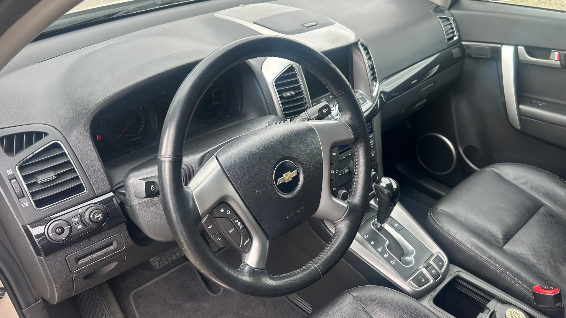 CHEVROLET Captiva 3.0 V6 LTZ 4WD Automatic-showroom-element-3