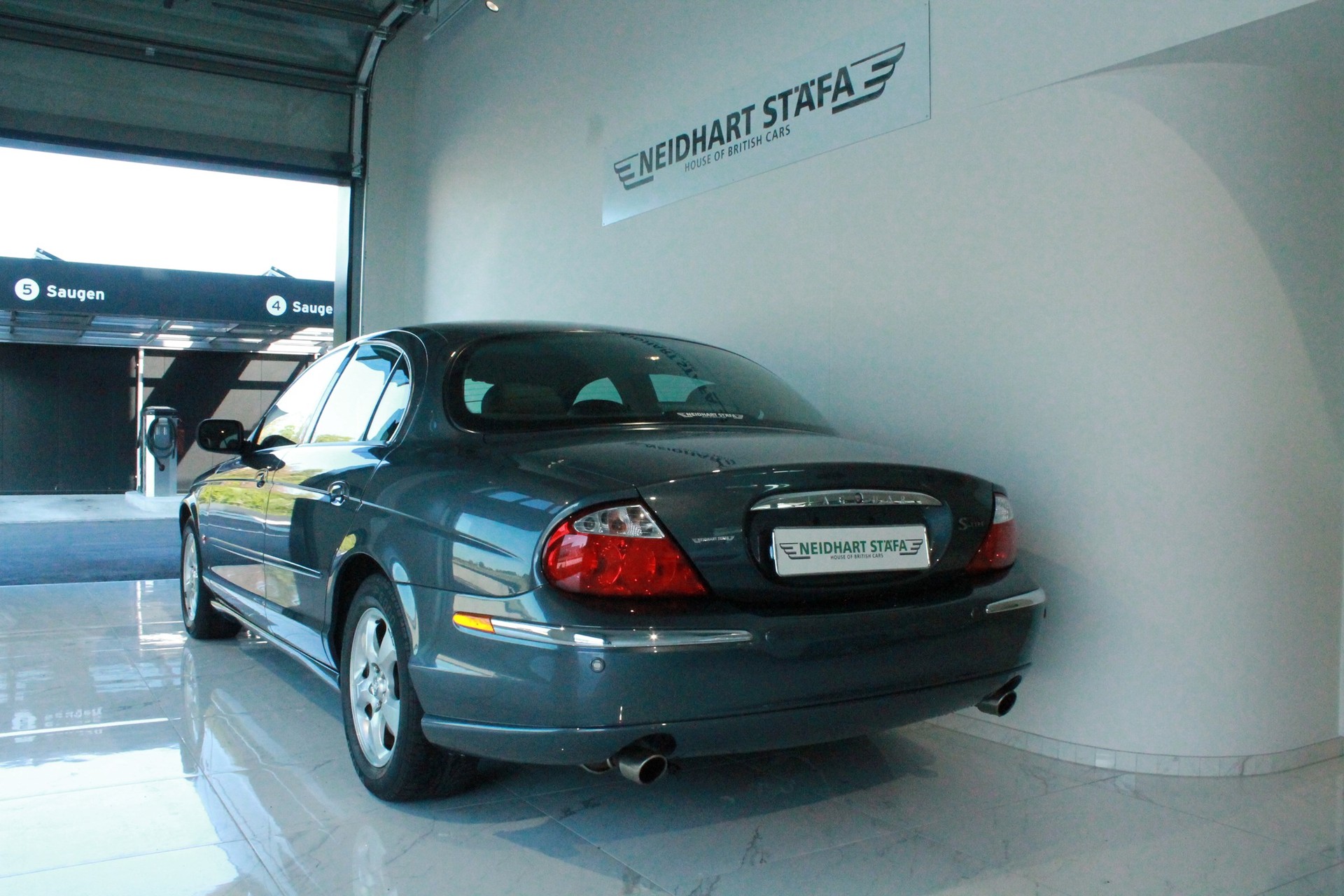 JAGUAR S-TYPE 4.0 V8-image-2
