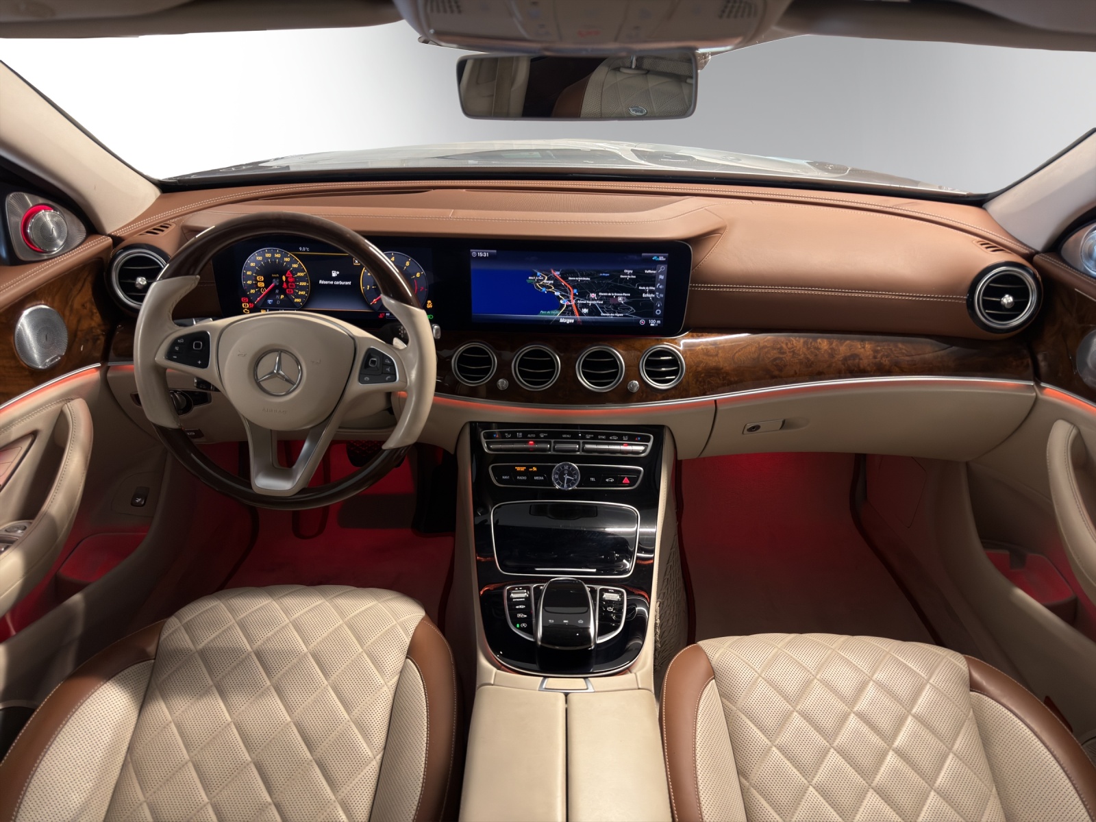 Image MERCEDES-BENZ E-400 E 400 AMG Line 4Matic