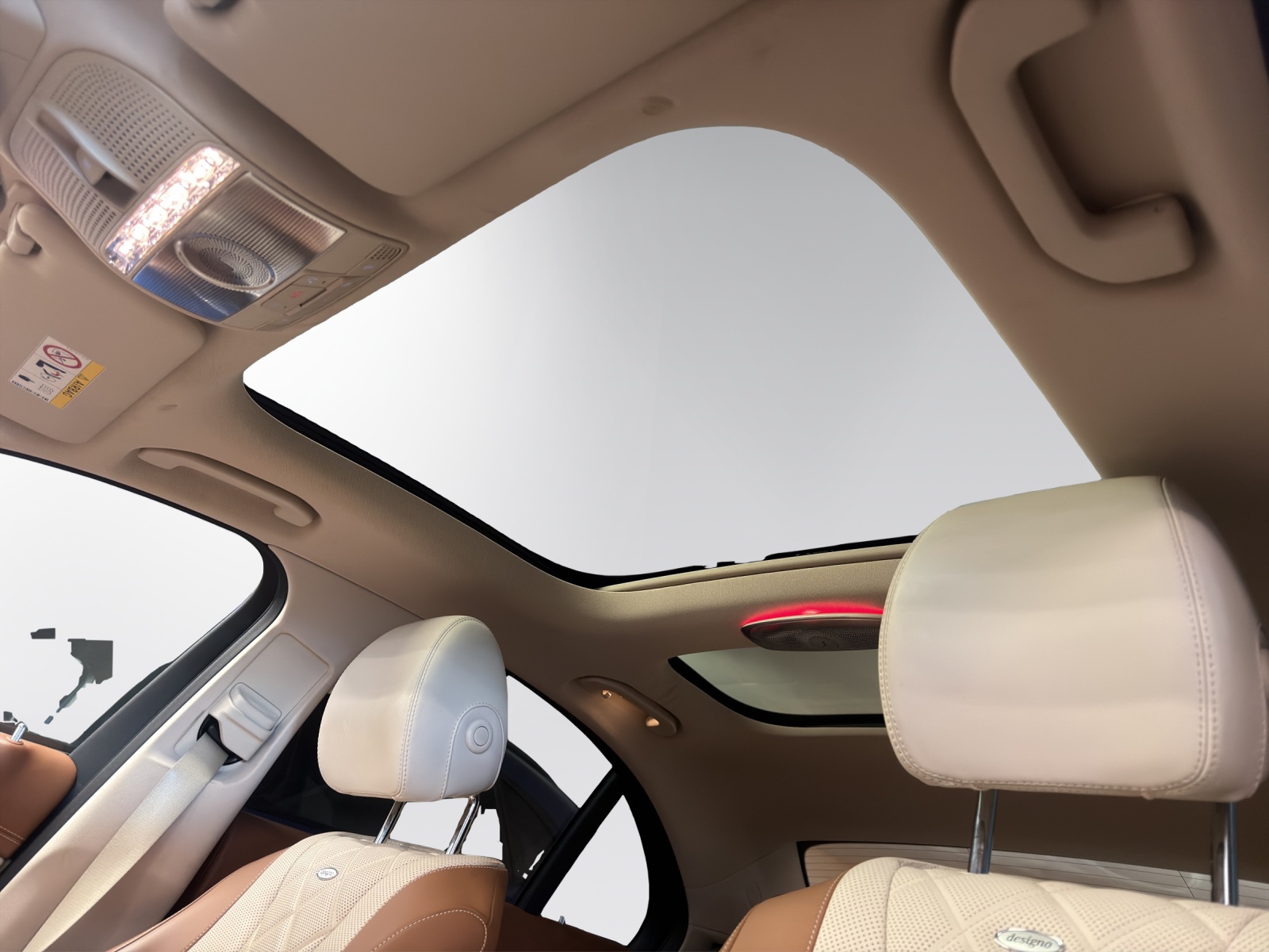 Image MERCEDES-BENZ E-400 E 400 AMG Line 4Matic