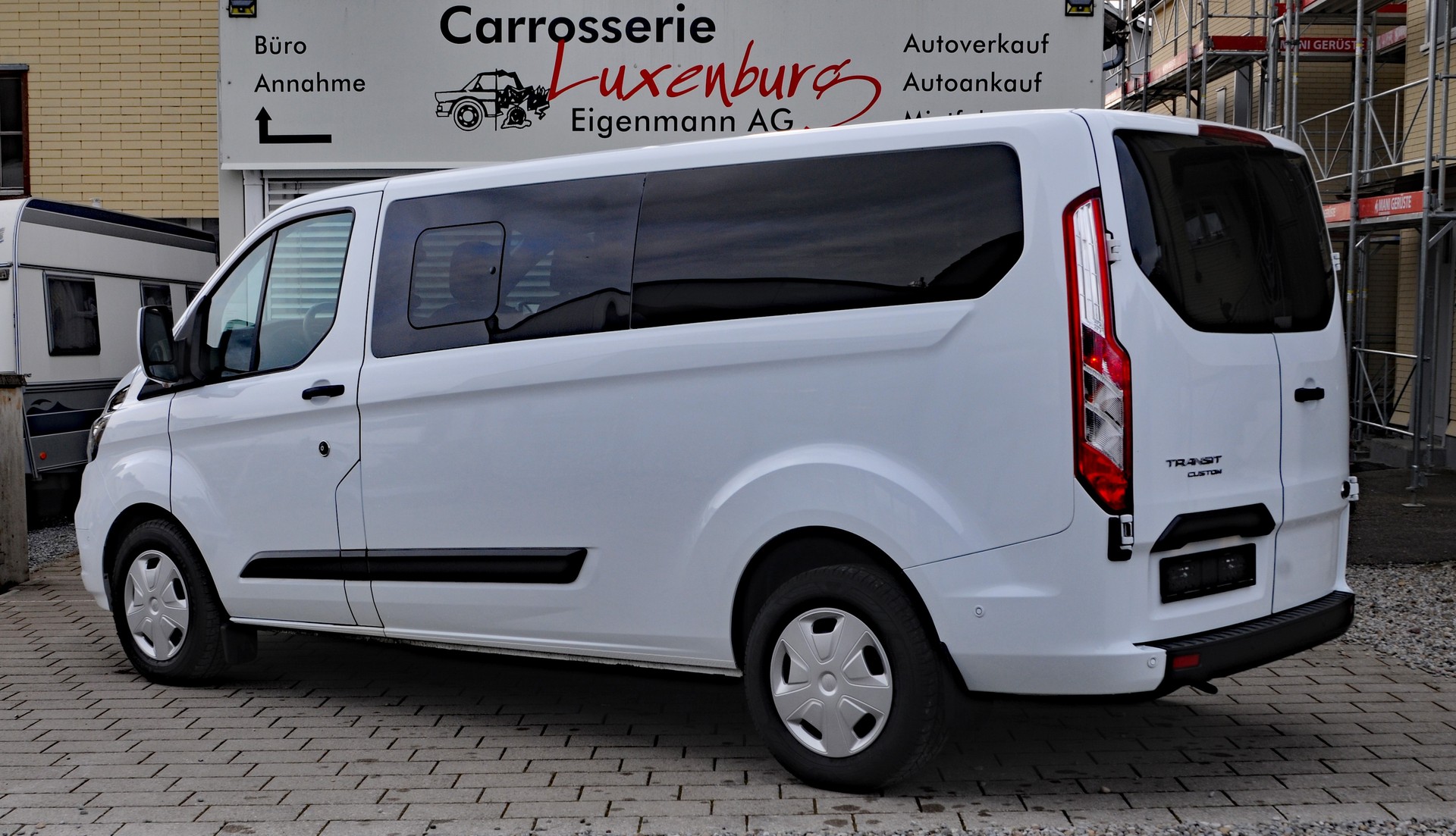 FORD Transit Custom 320 L2H1 Trend A-image-2