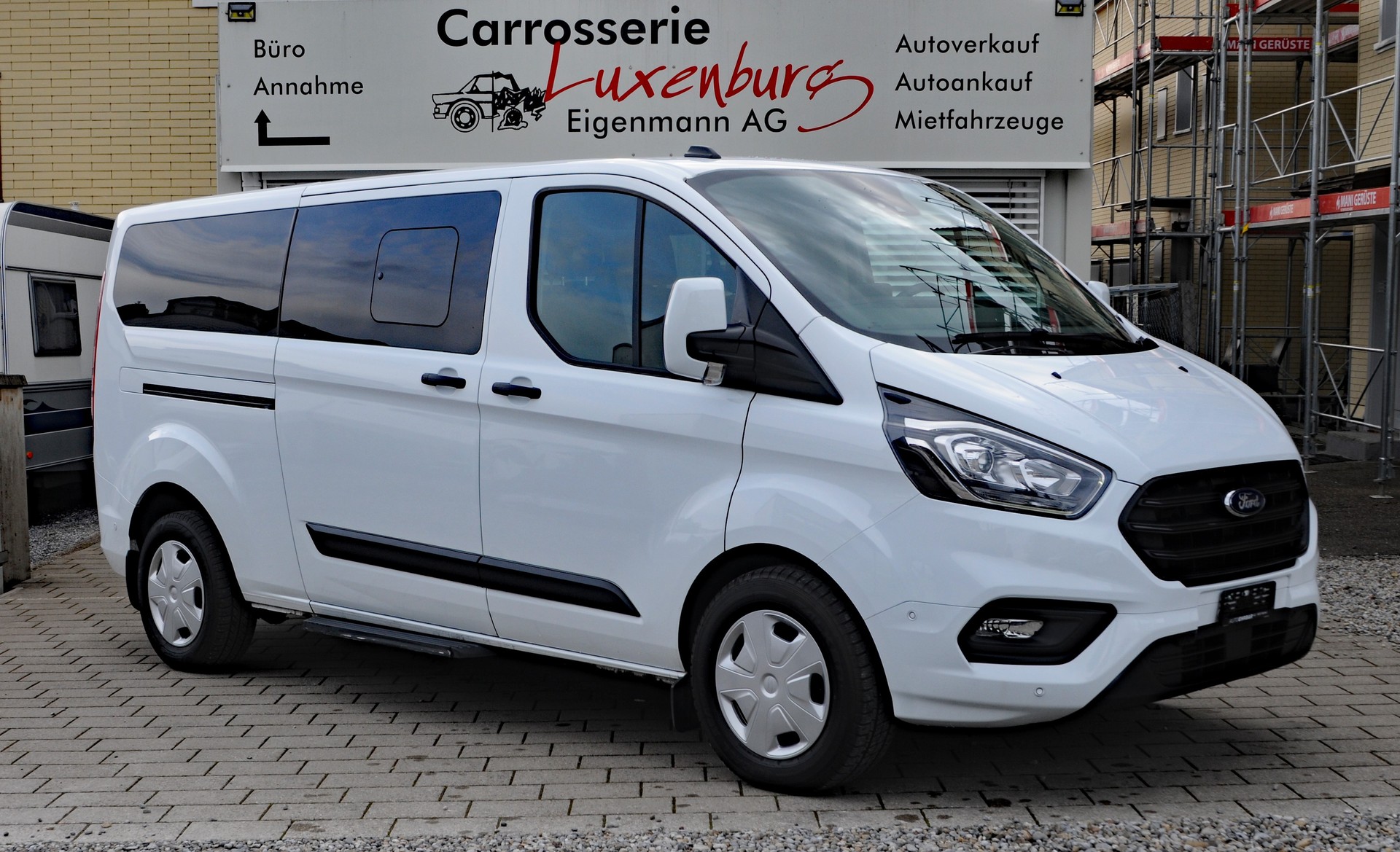 FORD Transit Custom 320 L2H1 Trend A-image-0