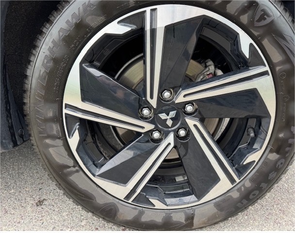 MITSUBISHI Eclipse Cross 2.4 PHEV Style Business 4WD-image-11