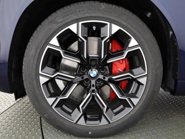 BMW X3 M50i-showroom-element-3