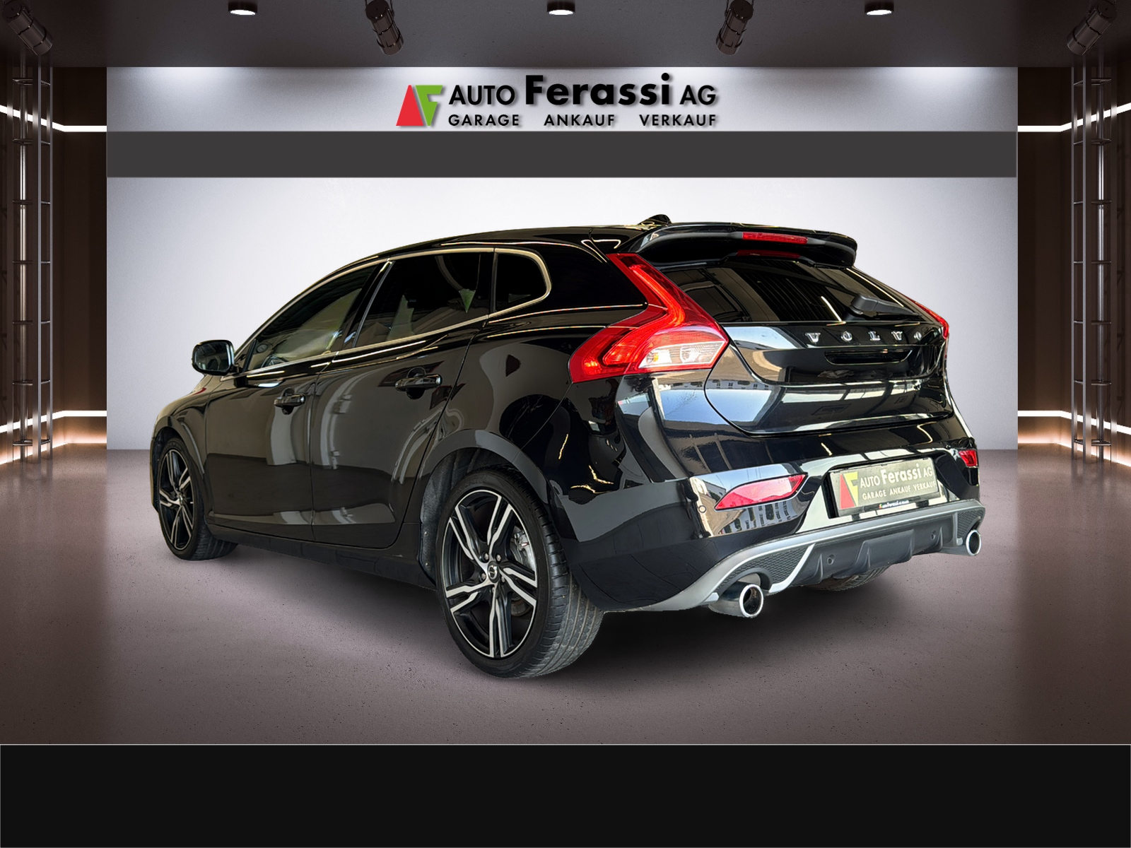 VOLVO V40 D4 Summum R-Design-showroom-element-3