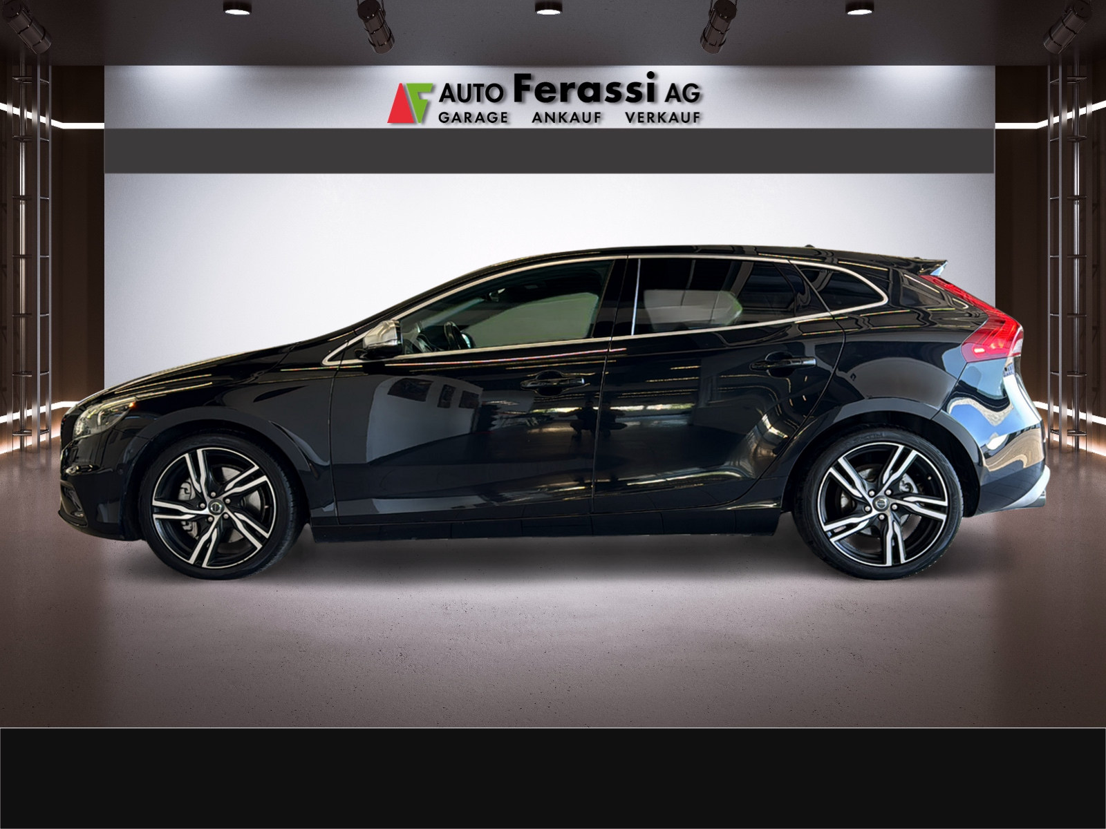 VOLVO V40 D4 Summum R-Design-showroom-element-1