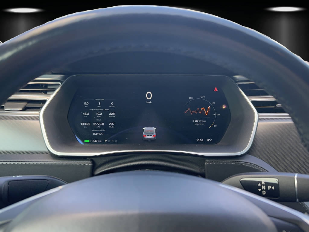 TESLA Model S 85 Performance D-image-12