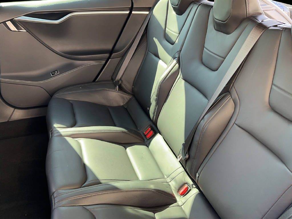 TESLA Model S 85 Performance D-image-9