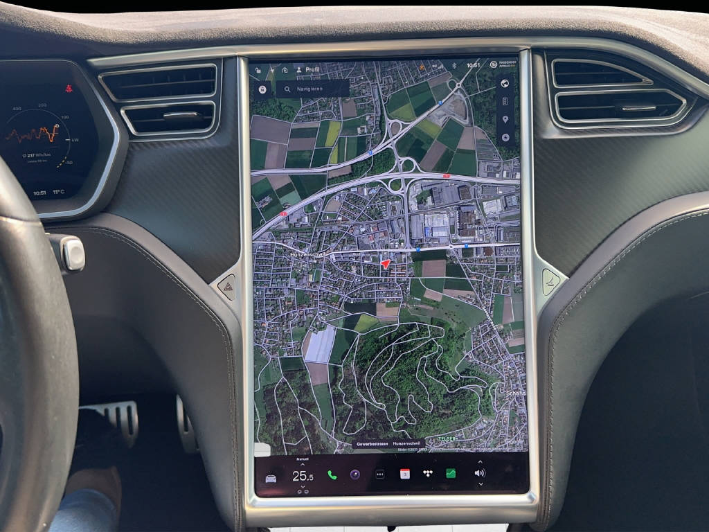 TESLA Model S 85 Performance D-image-11