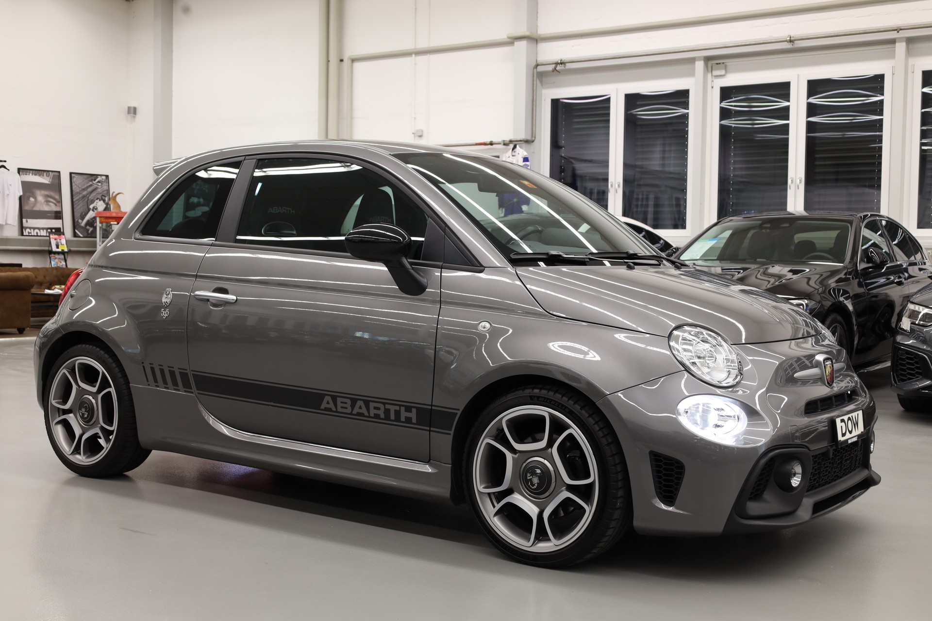 FIAT 595 Abarth 1.4 T-Jet 165 Turismo-showroom-element-1