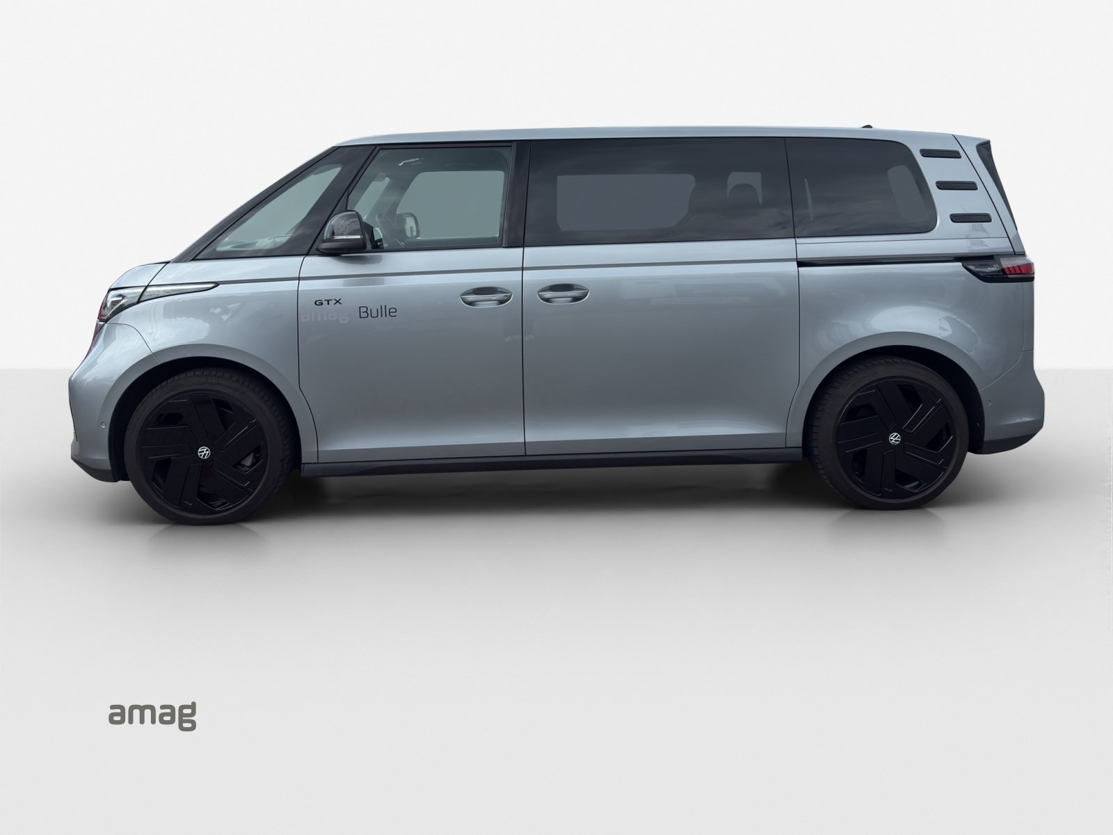 VW ID.Buzz LWB GTX 4 Motion-image-1