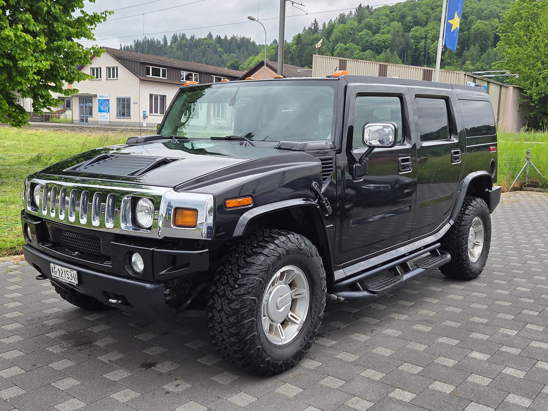 HUMMER H2 6.0 Luxury-image-2