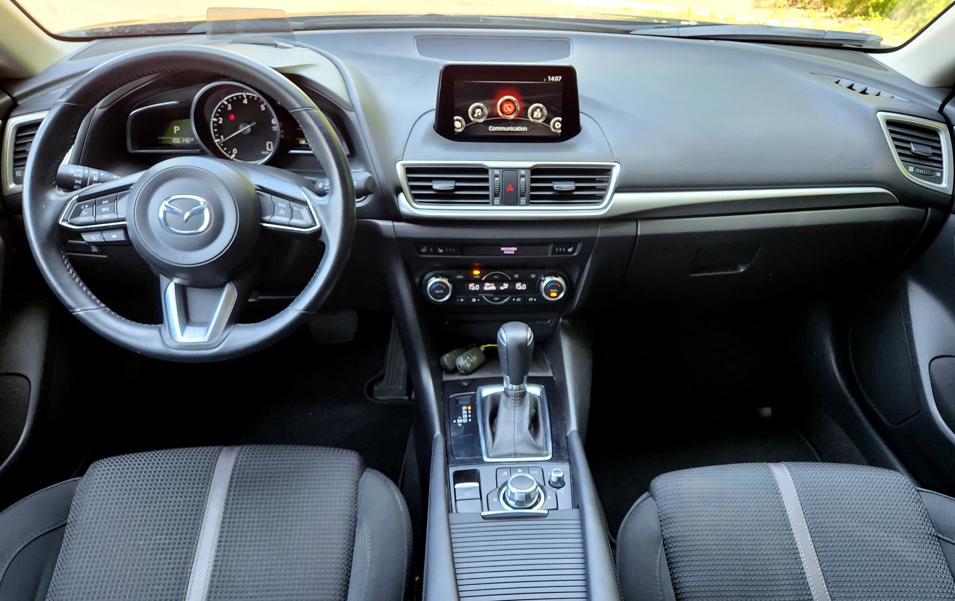 MAZDA 3 SKYACTIV-D 105 Ambition Automat-image-7
