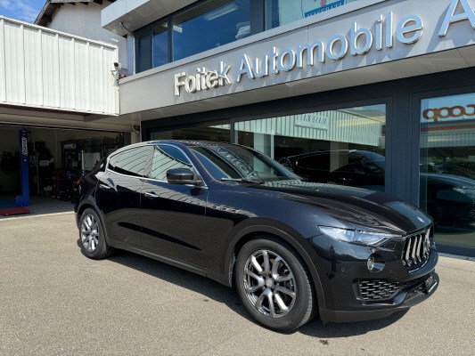MASERATI Levante 3.0 V6-showroom-element-2